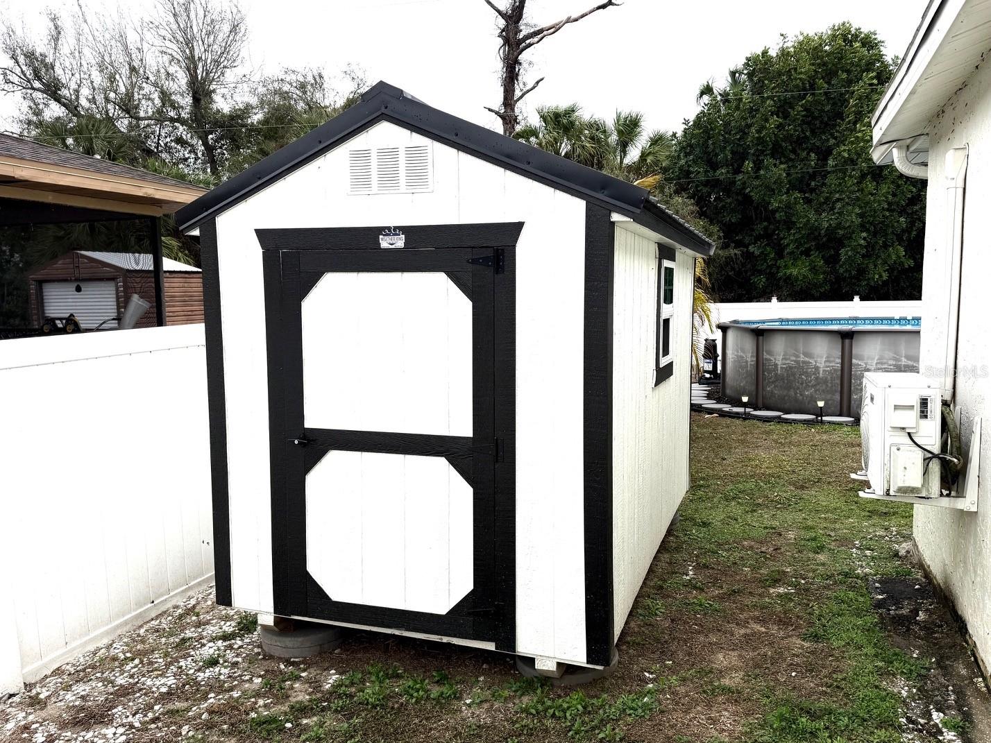 Image 40 of 42 For 2122 Winningway Streets