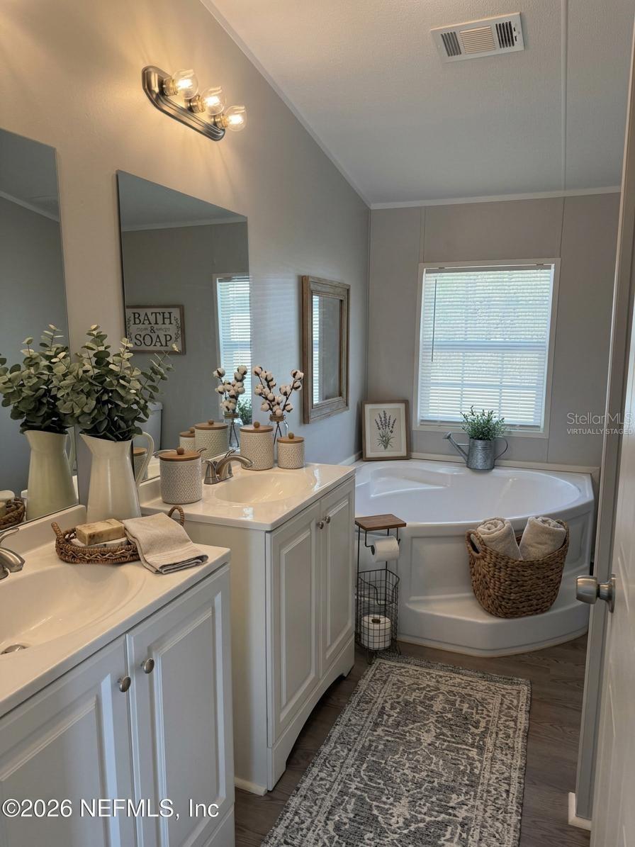 Image 16 of 40 For 204 Rabbit Track Road