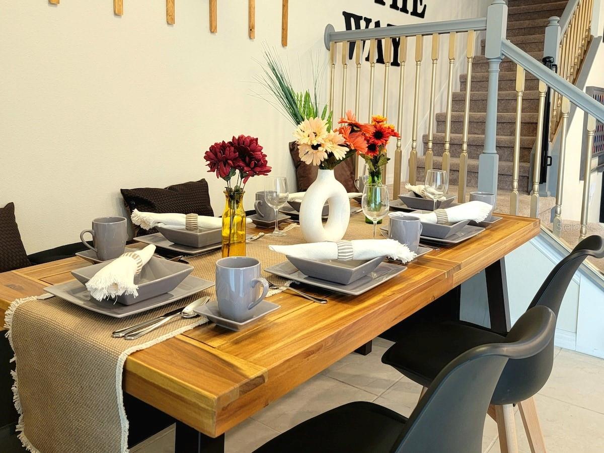 Image 10 of 66 For 7614 Oak Spring Lane