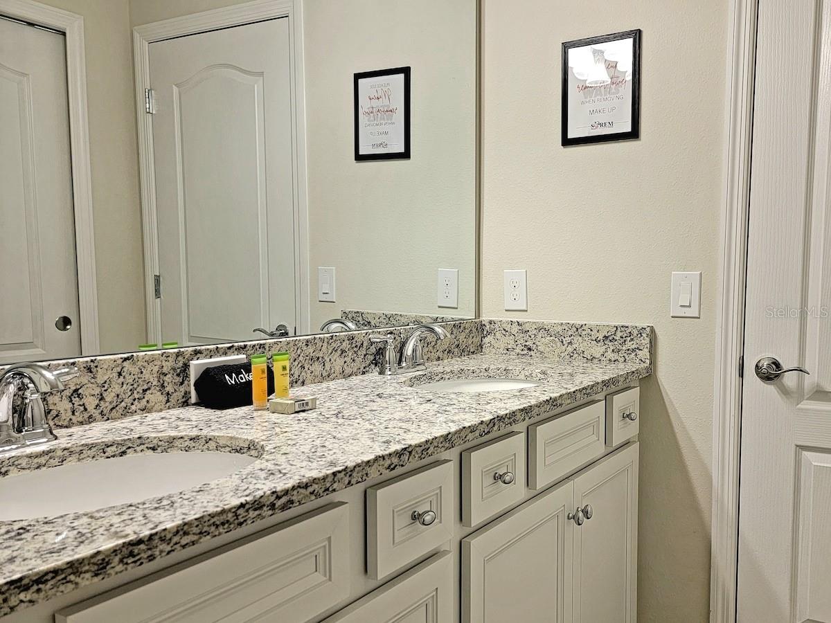 Image 29 of 66 For 7614 Oak Spring Lane