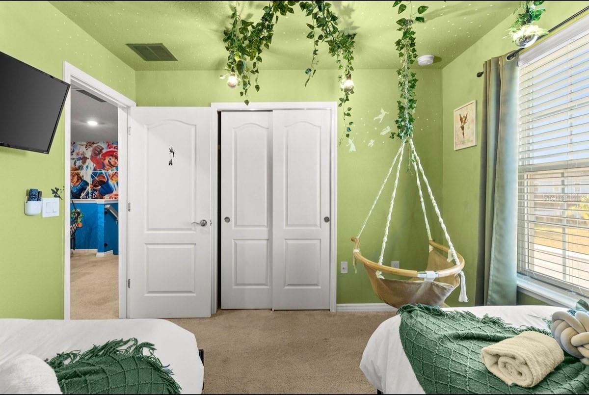 Image 40 of 66 For 7614 Oak Spring Lane