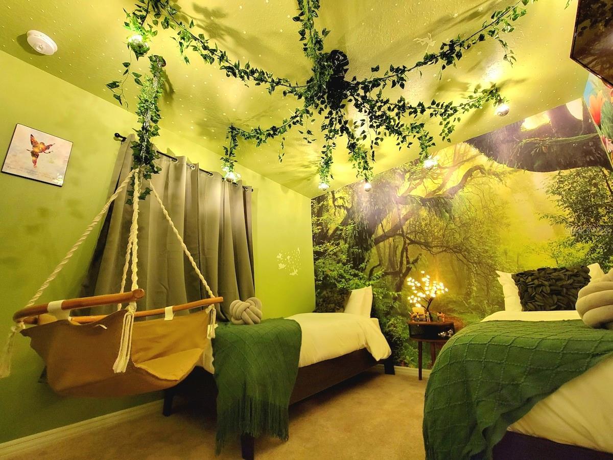 Image 41 of 66 For 7614 Oak Spring Lane