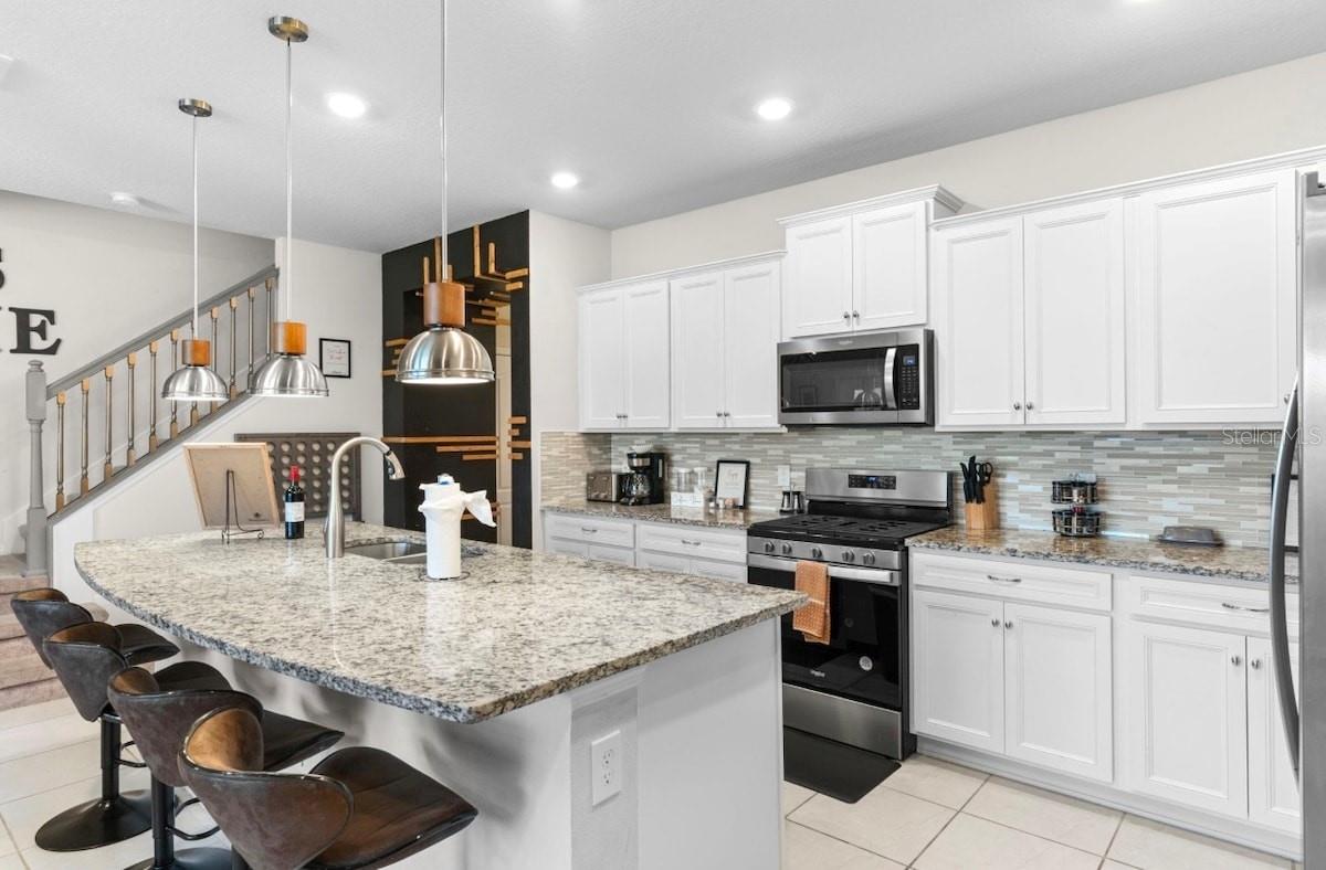 Image 6 of 66 For 7614 Oak Spring Lane