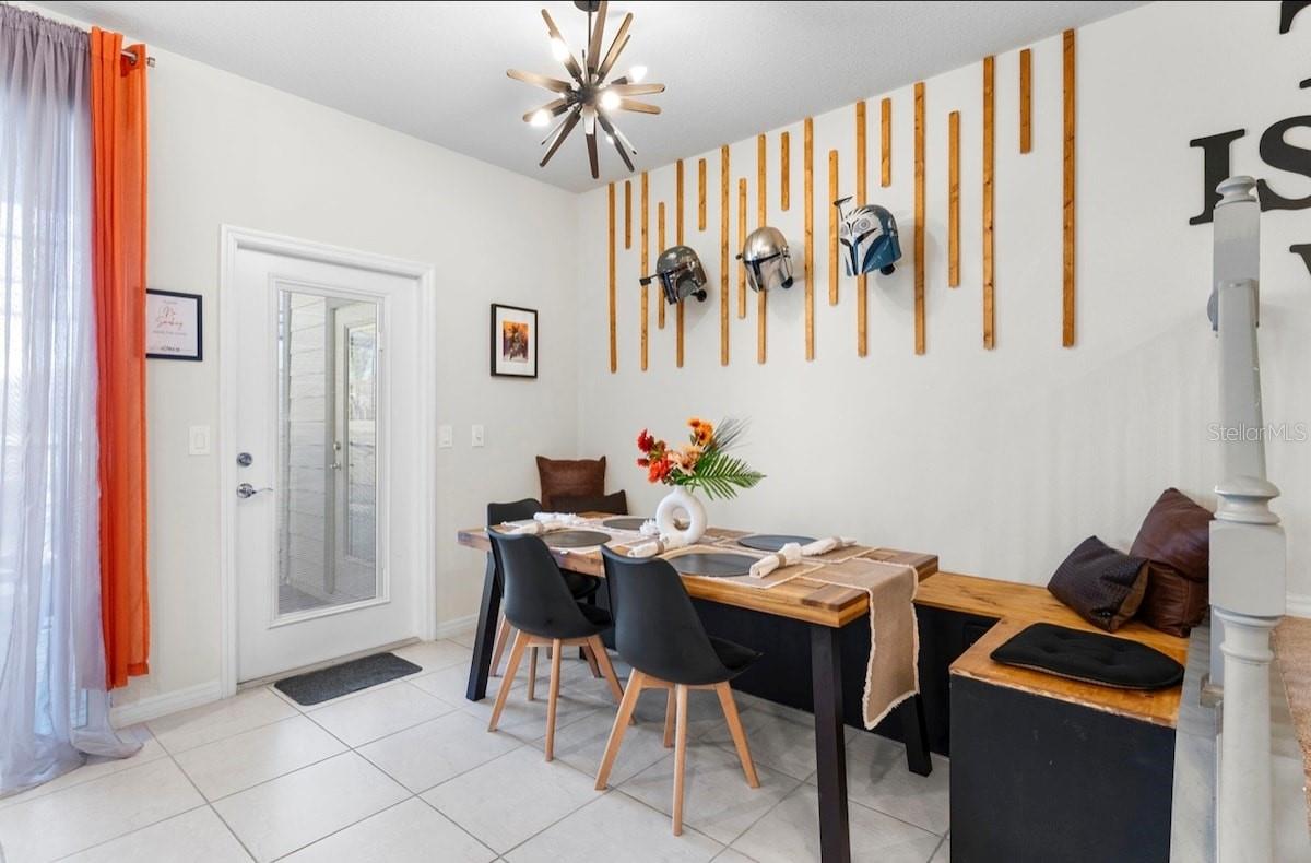 Image 9 of 66 For 7614 Oak Spring Lane