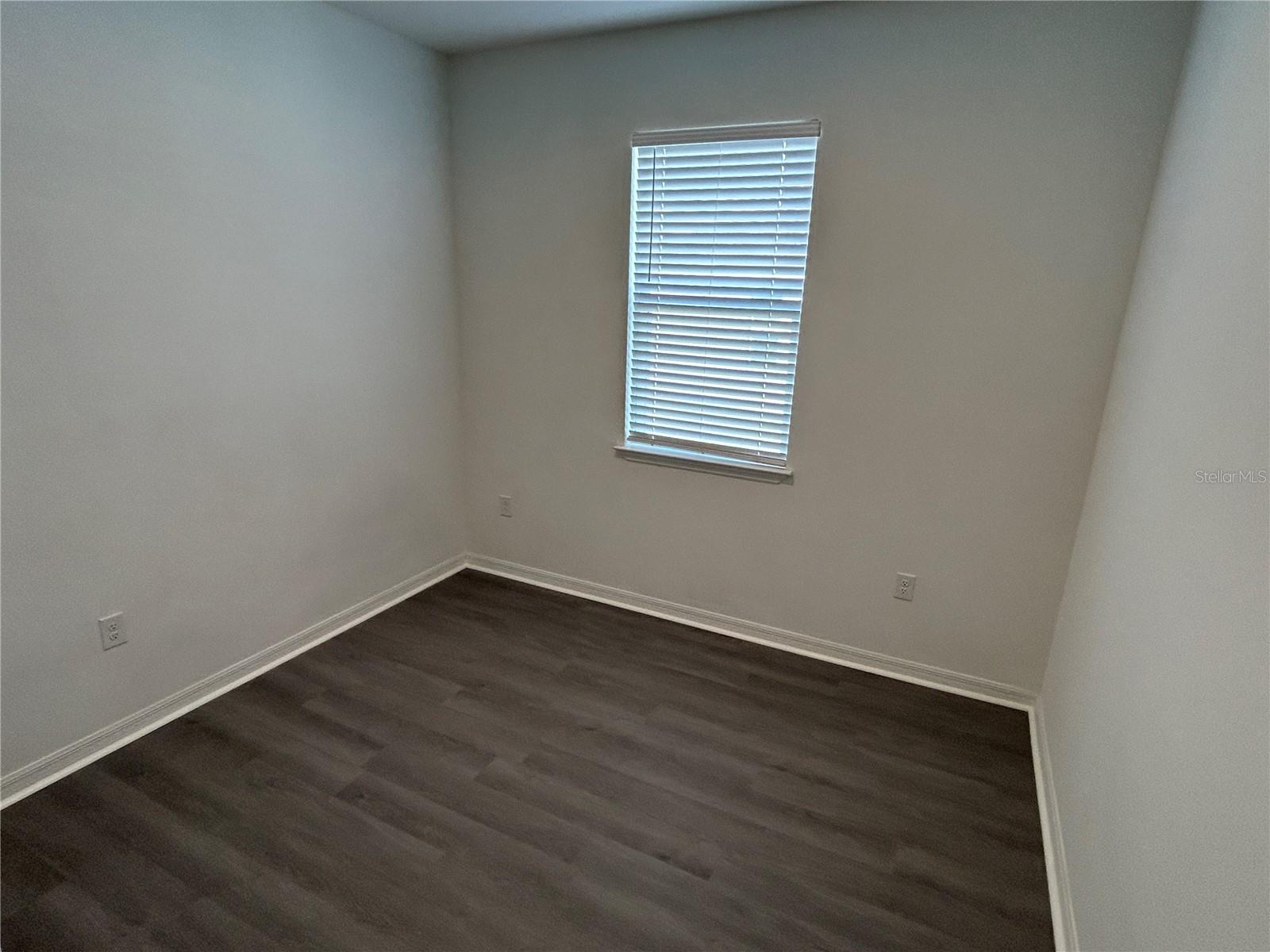 Image 17 of 25 For 1092 Patriot Loop