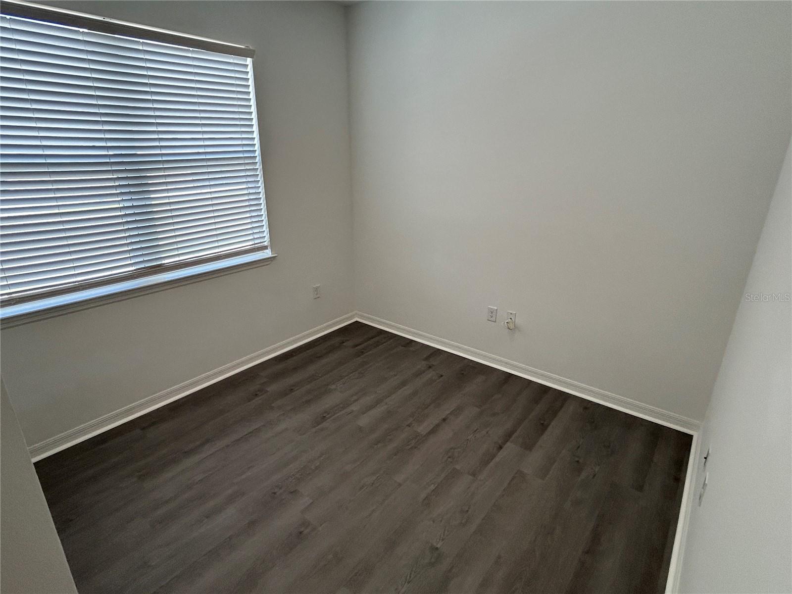 Image 18 of 25 For 1092 Patriot Loop