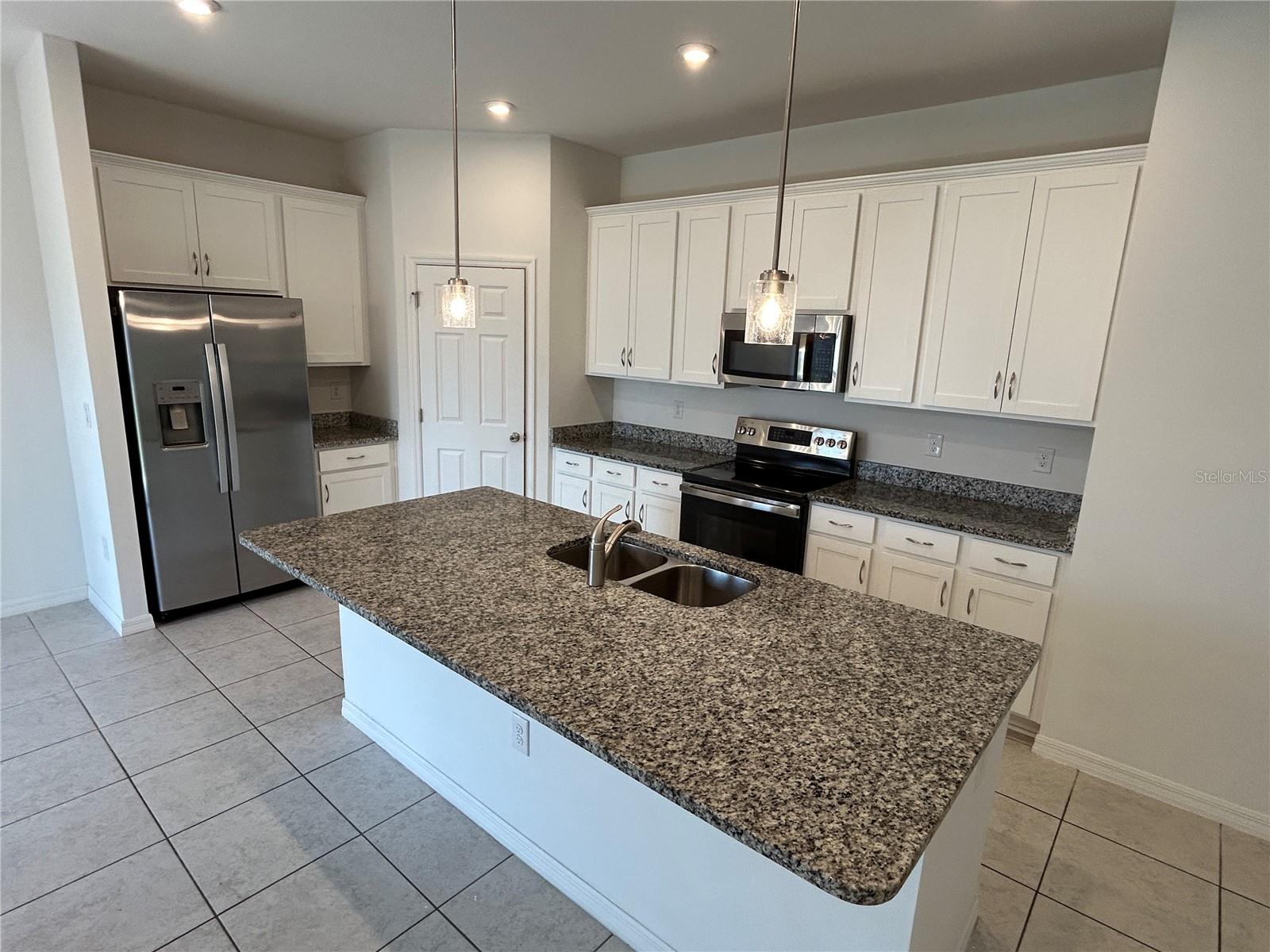 Image 3 of 25 For 1092 Patriot Loop