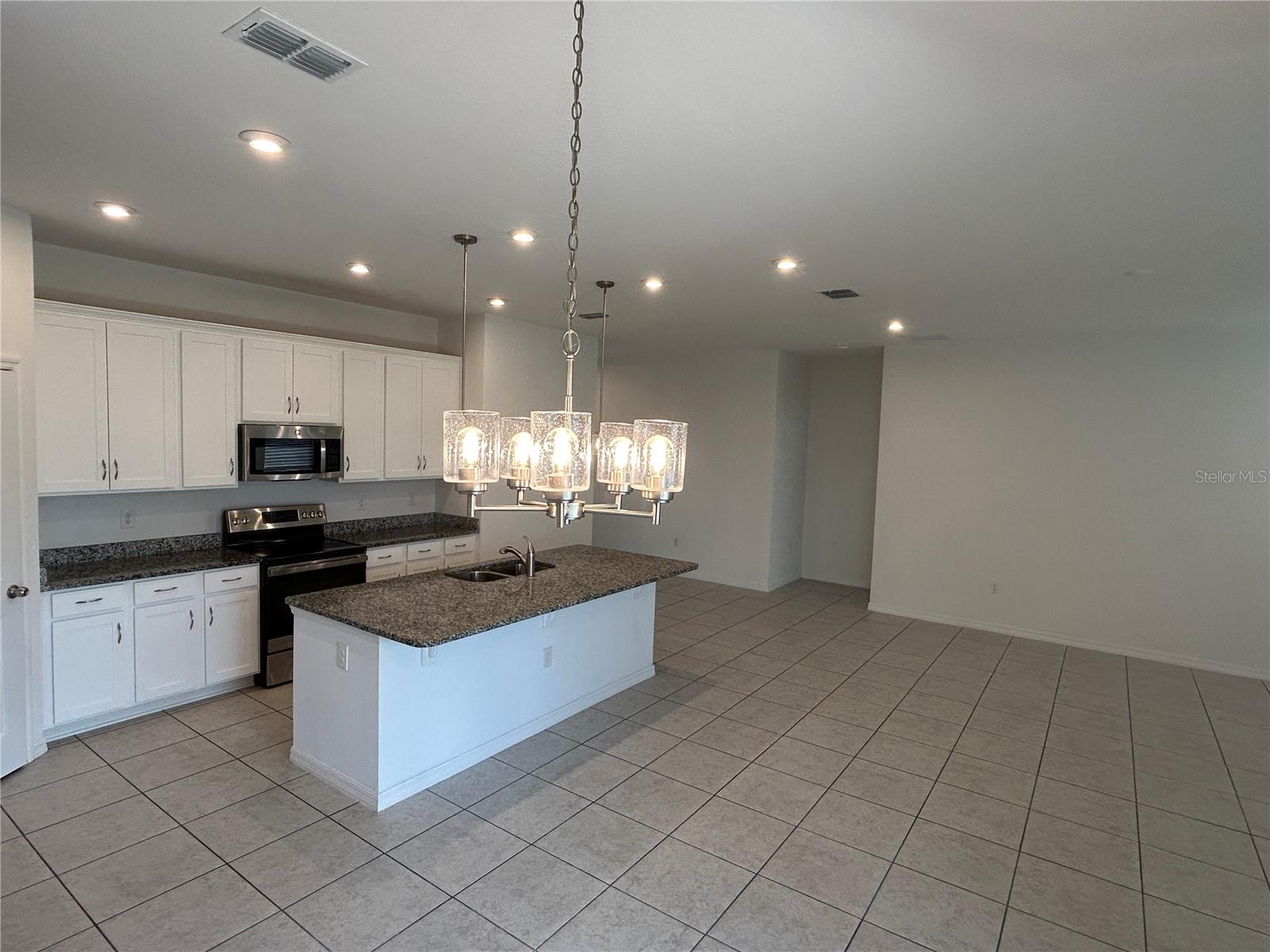 Image 4 of 25 For 1092 Patriot Loop