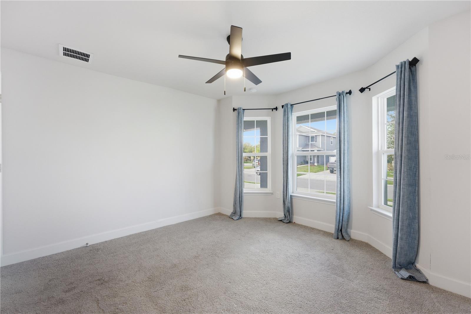 Image 24 of 38 For 111 Krenson Bay Loop