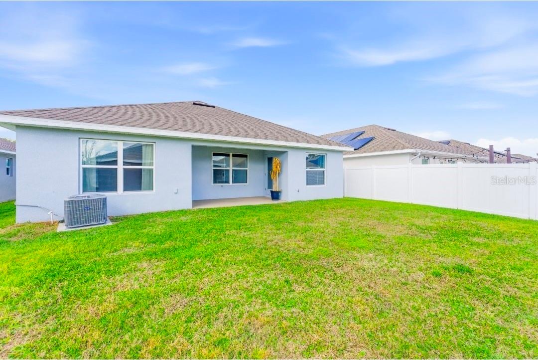 Image 32 of 38 For 111 Krenson Bay Loop