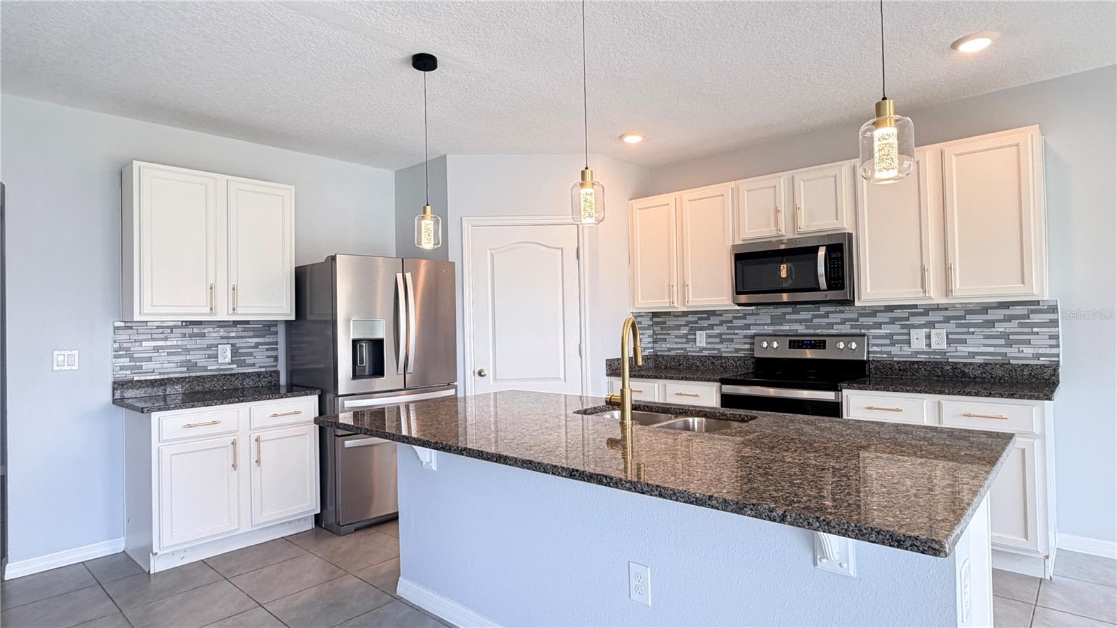 Image 12 of 30 For 1740 Shepherd Avenue