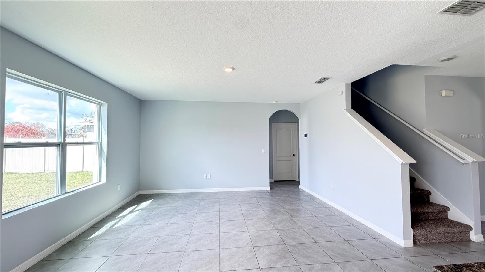 Image 13 of 30 For 1740 Shepherd Avenue