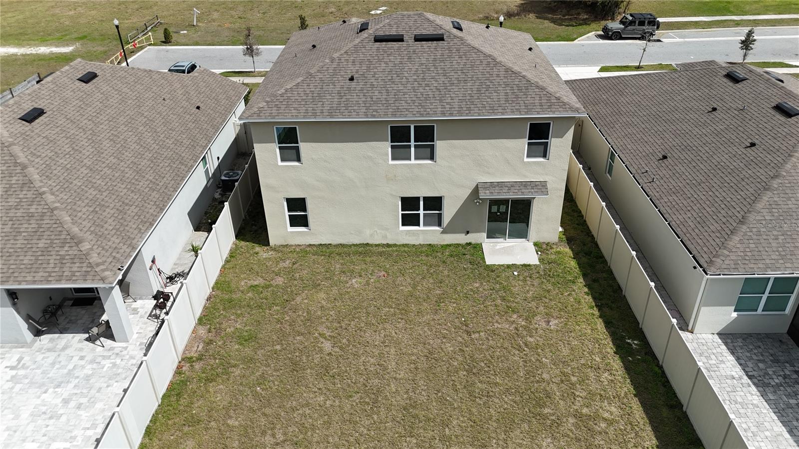 Image 5 of 30 For 1740 Shepherd Avenue