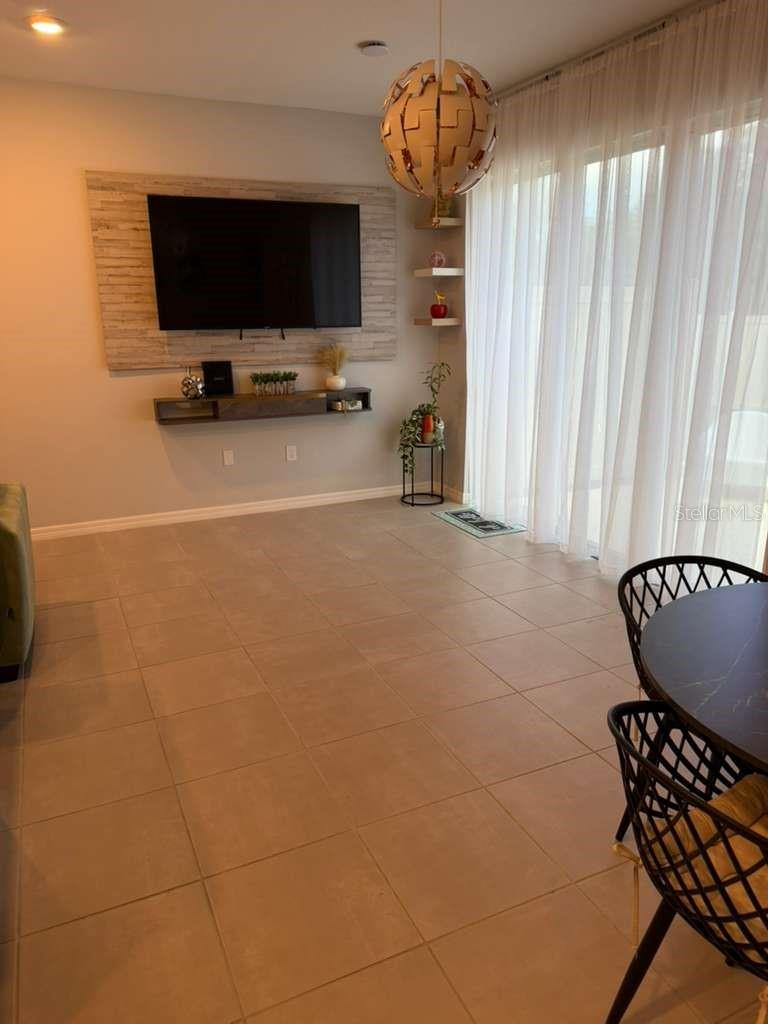 Image 12 of 27 For 3589 Anibal Street