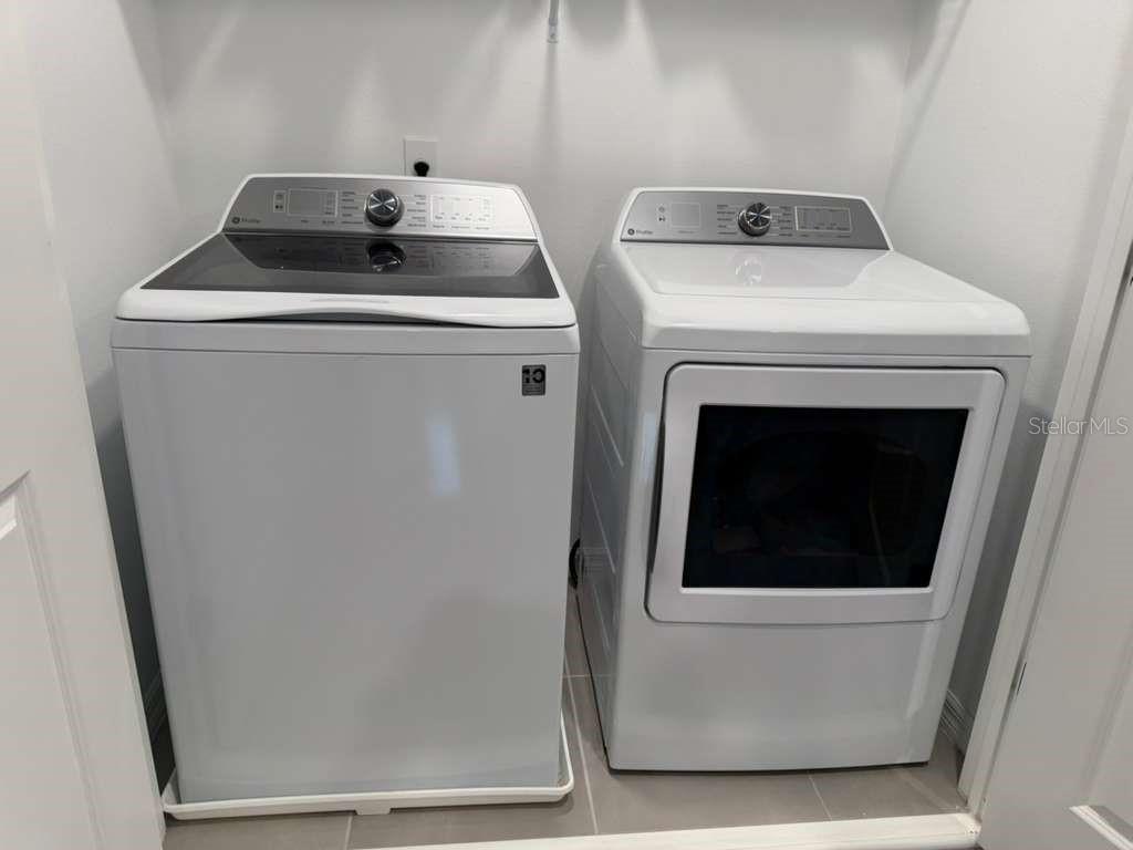 Image 22 of 27 For 3589 Anibal Street