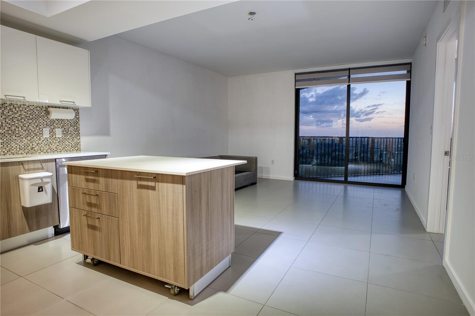 Image 16 of 35 For 5300 85th Avenue 1208