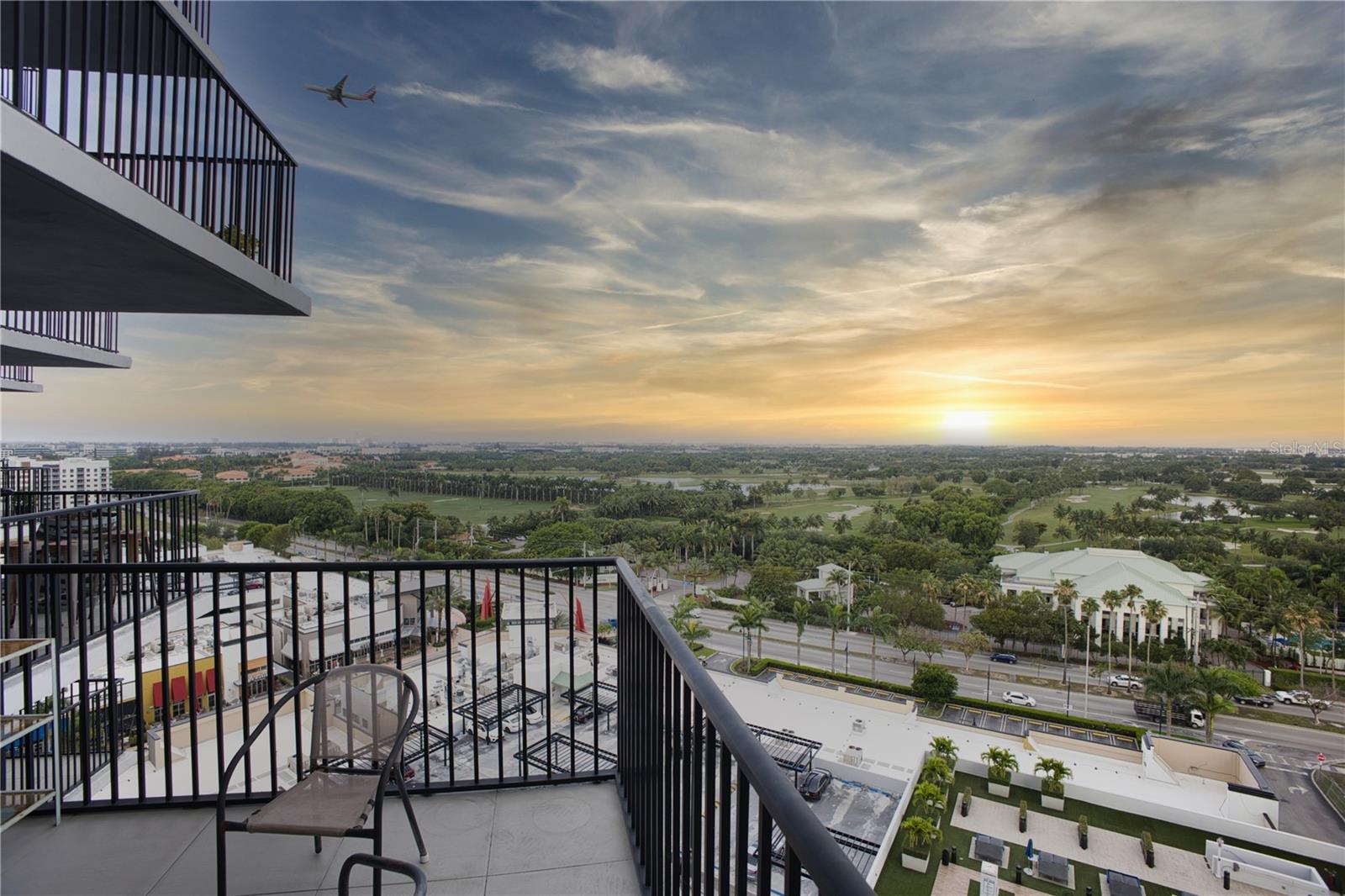 Image 18 of 35 For 5300 85th Avenue 1208