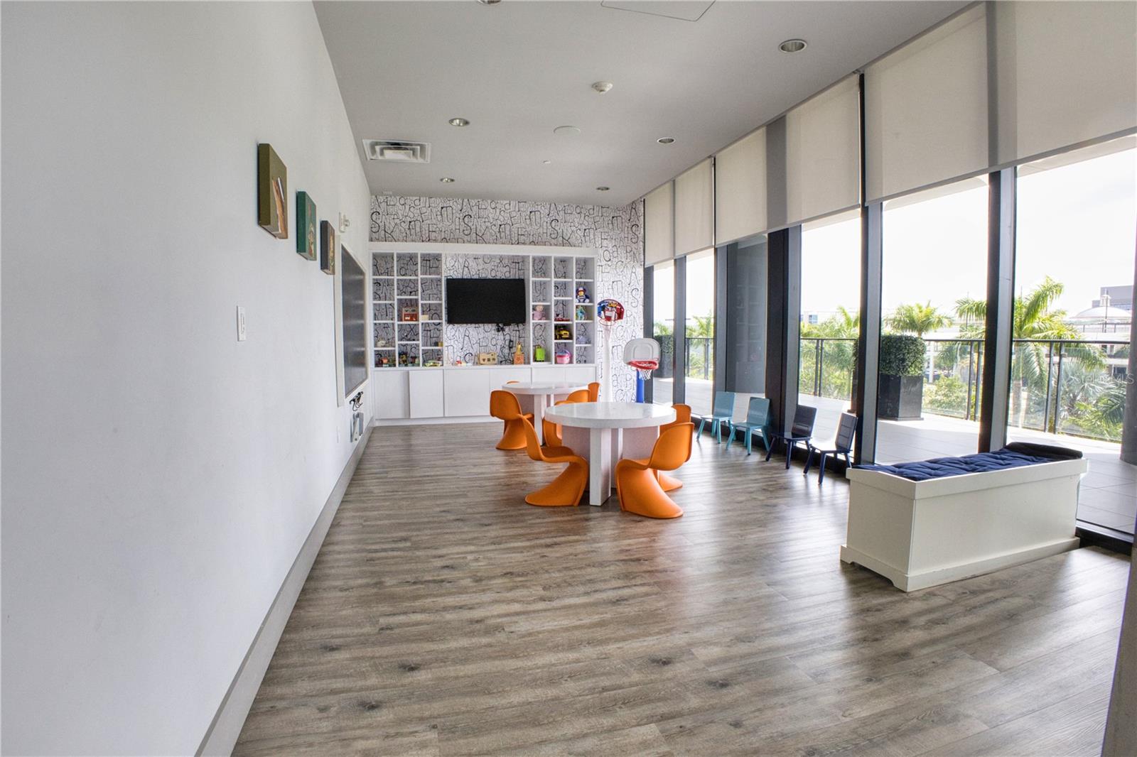 Image 28 of 35 For 5300 85th Avenue 1208