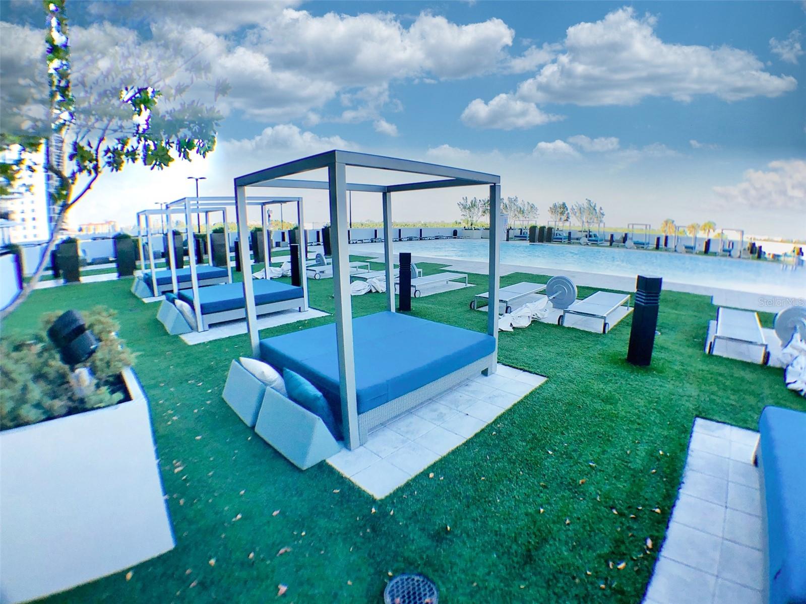 Image 33 of 35 For 5300 85th Avenue 1208