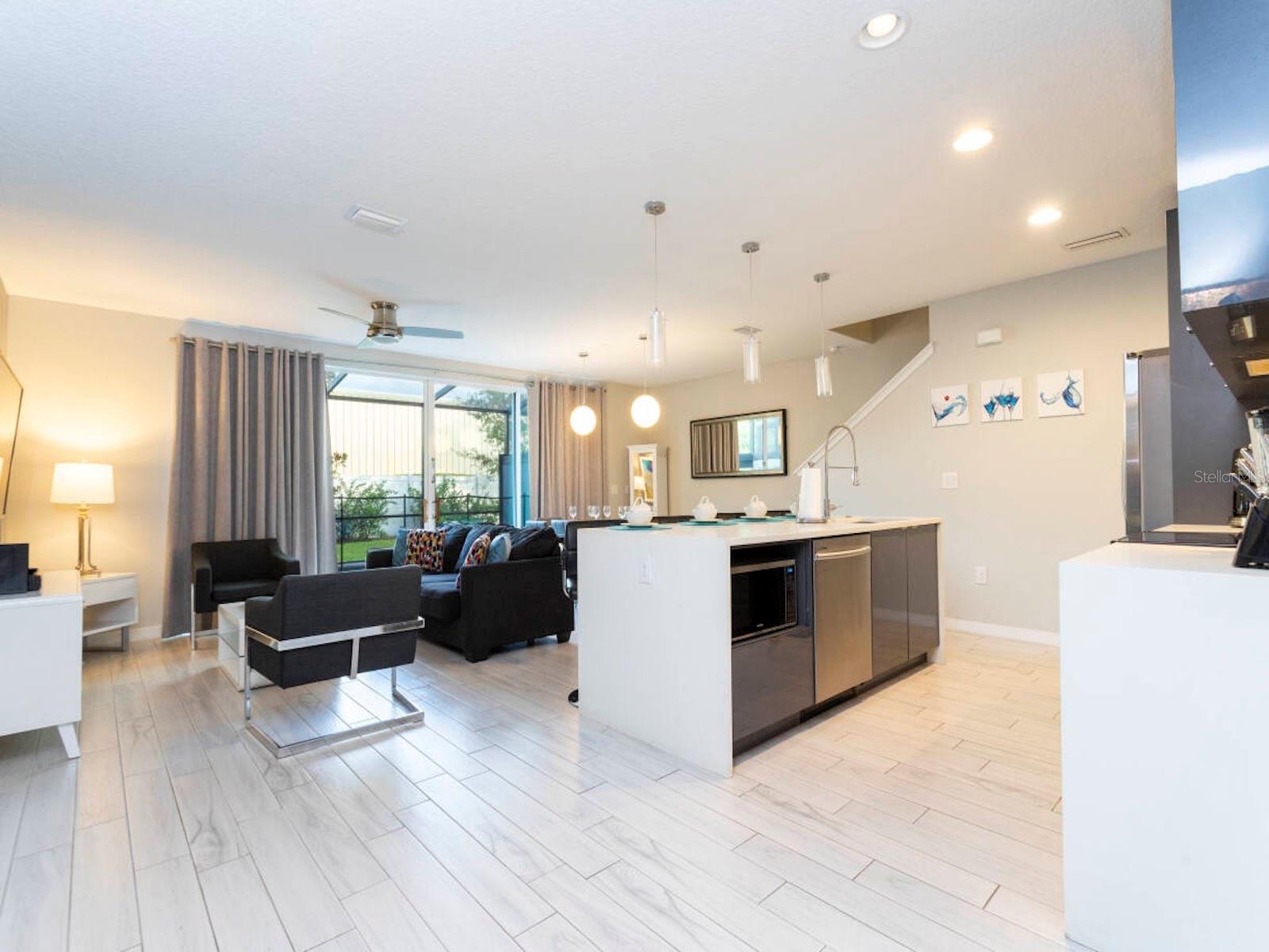 Image 18 of 50 For 4425 Le Reve Court