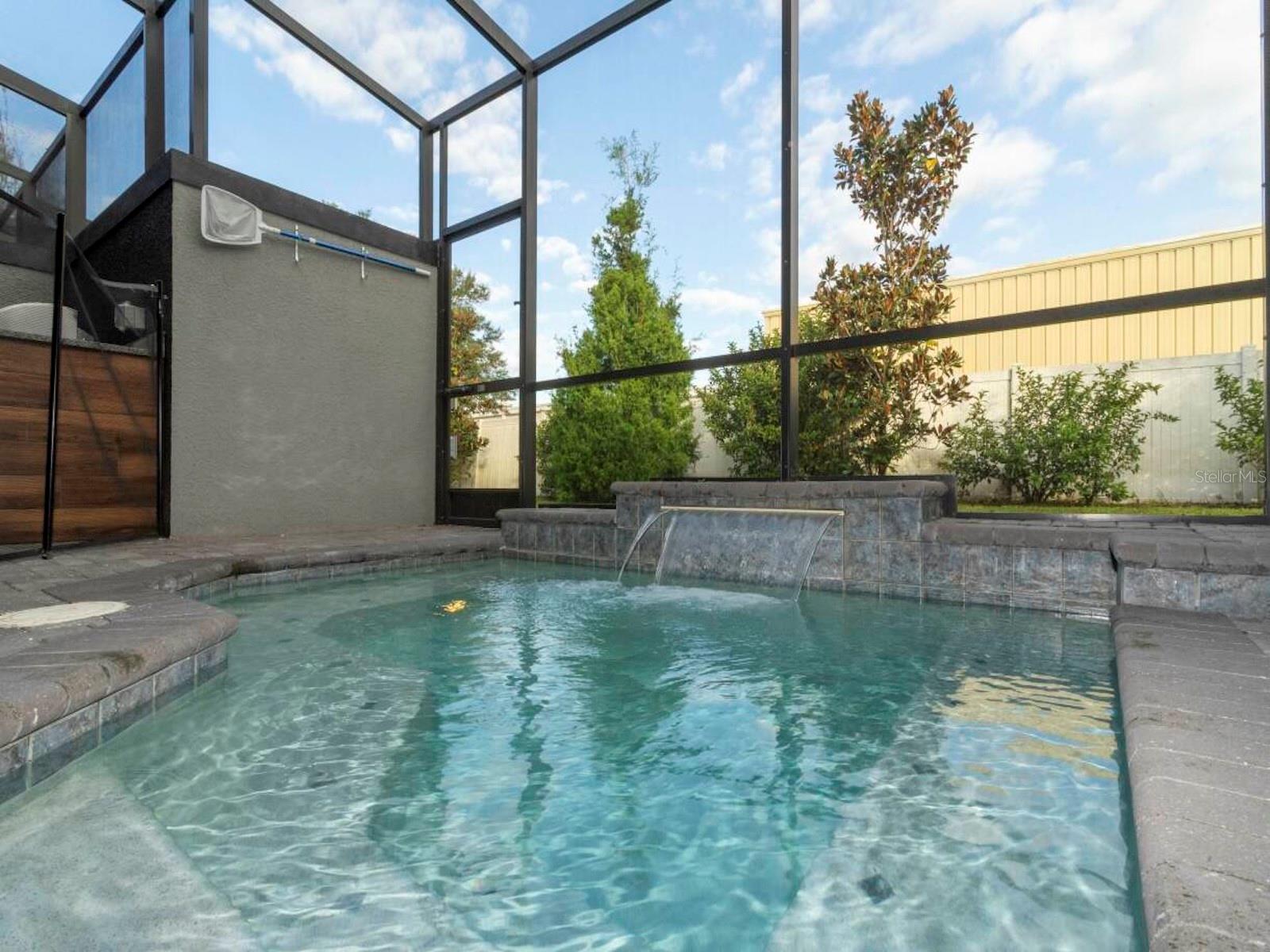 Image 4 of 50 For 4425 Le Reve Court
