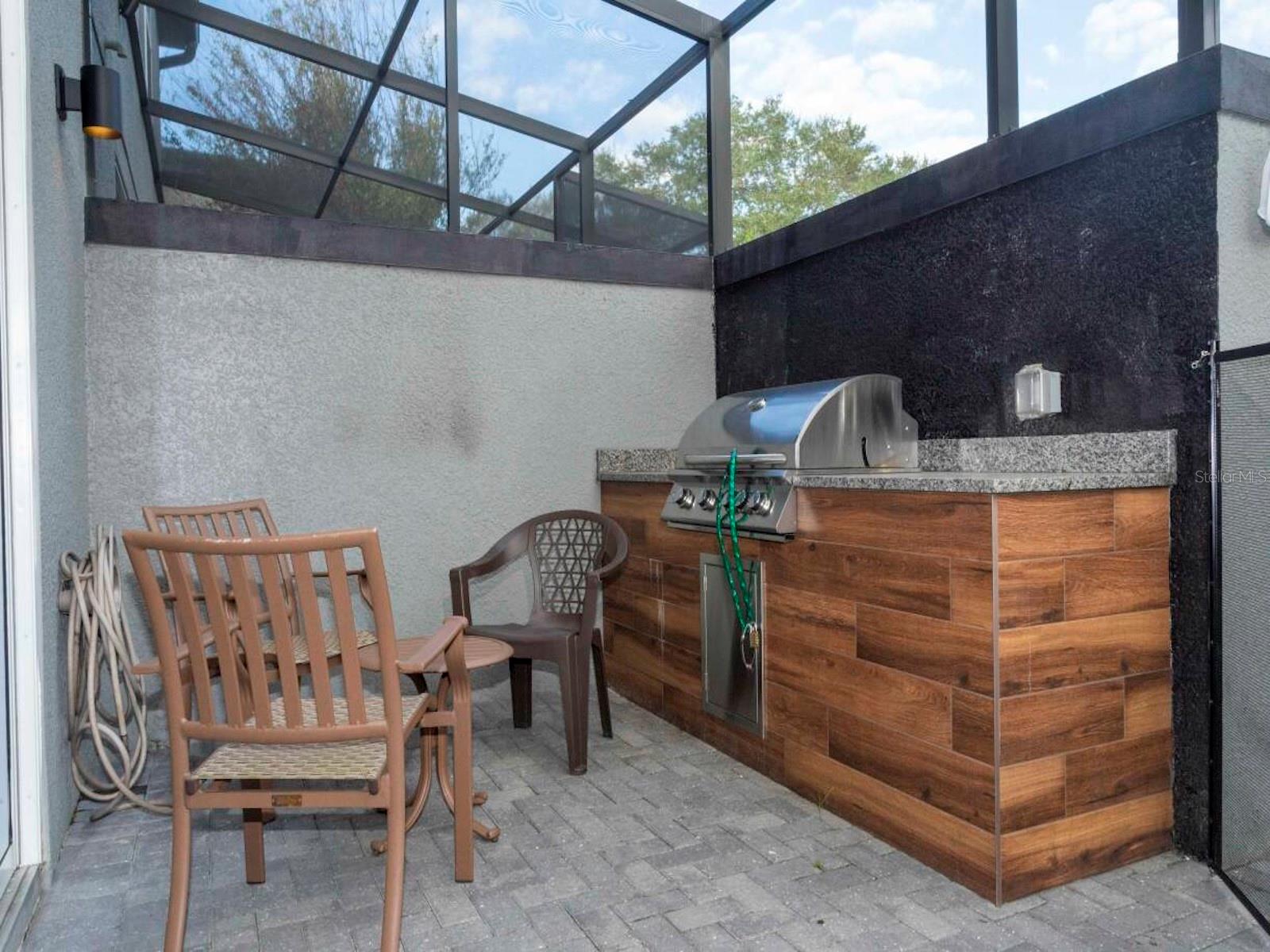 Image 6 of 50 For 4425 Le Reve Court