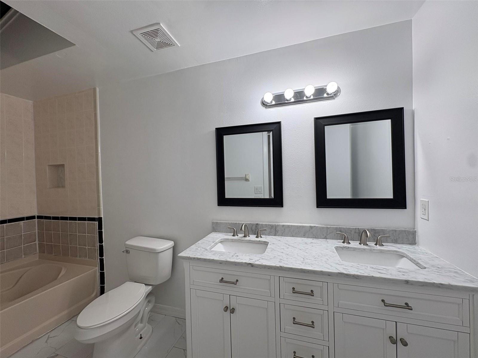 Image 10 of 22 For 1724 Foxhall Circle 1724