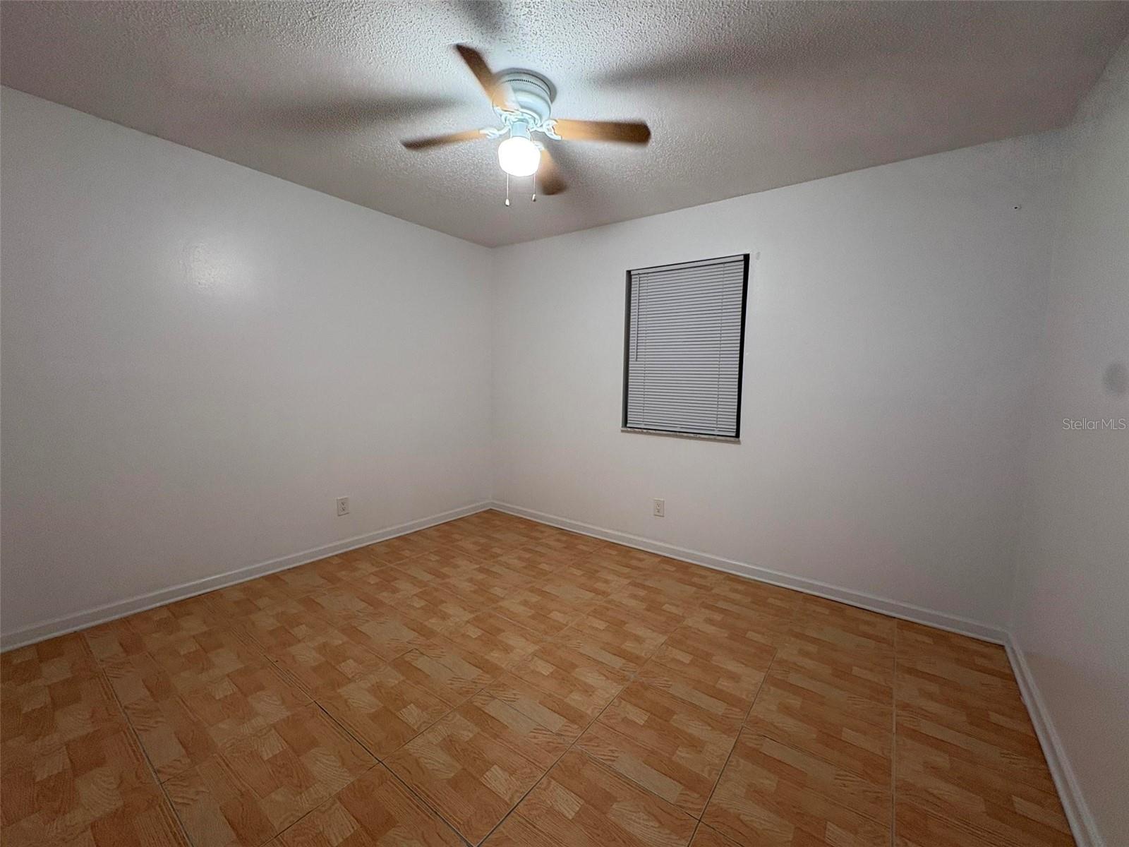 Image 15 of 22 For 1724 Foxhall Circle 1724