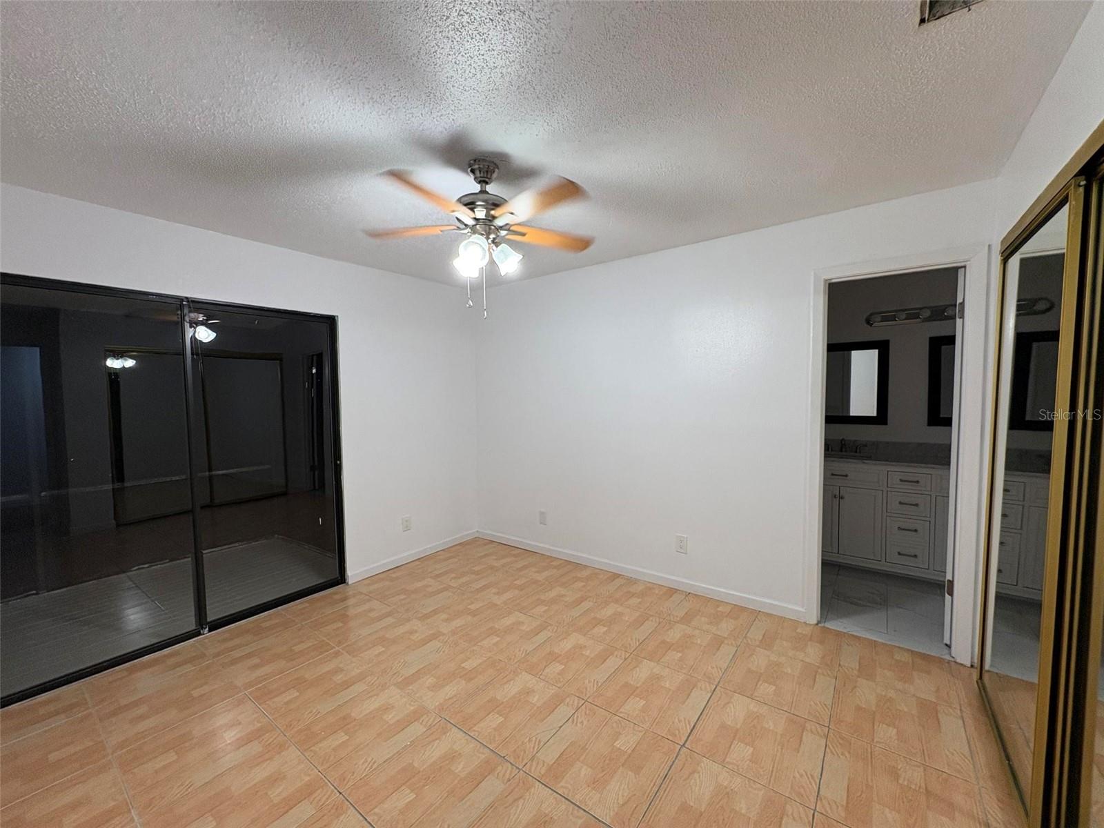 Image 9 of 22 For 1724 Foxhall Circle 1724