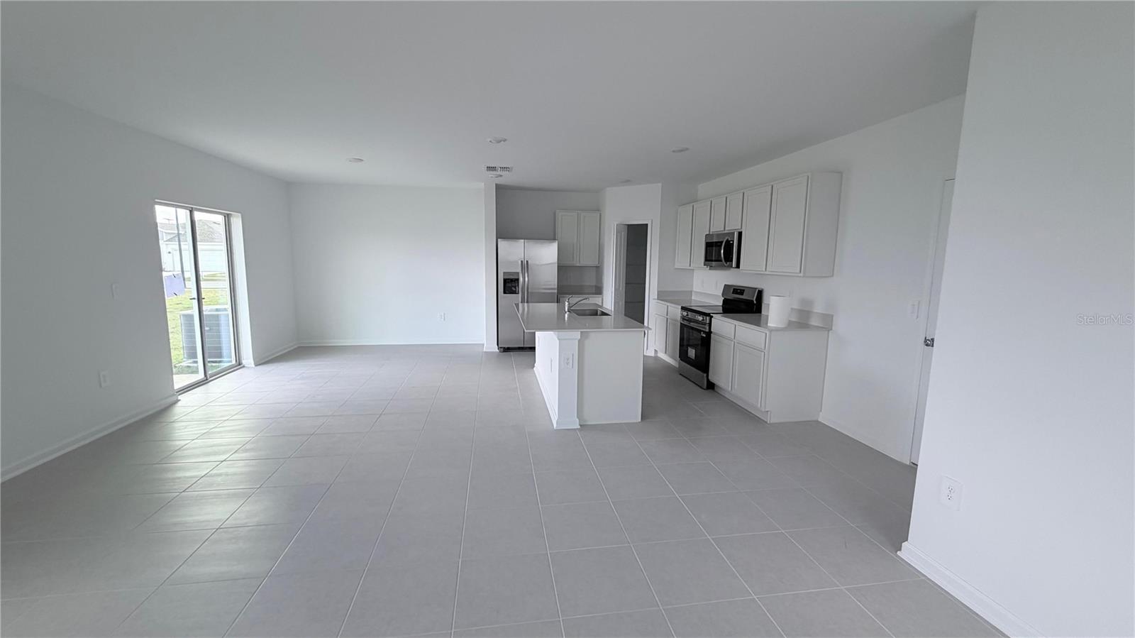 Image 6 of 48 For 776 Trotters Drive