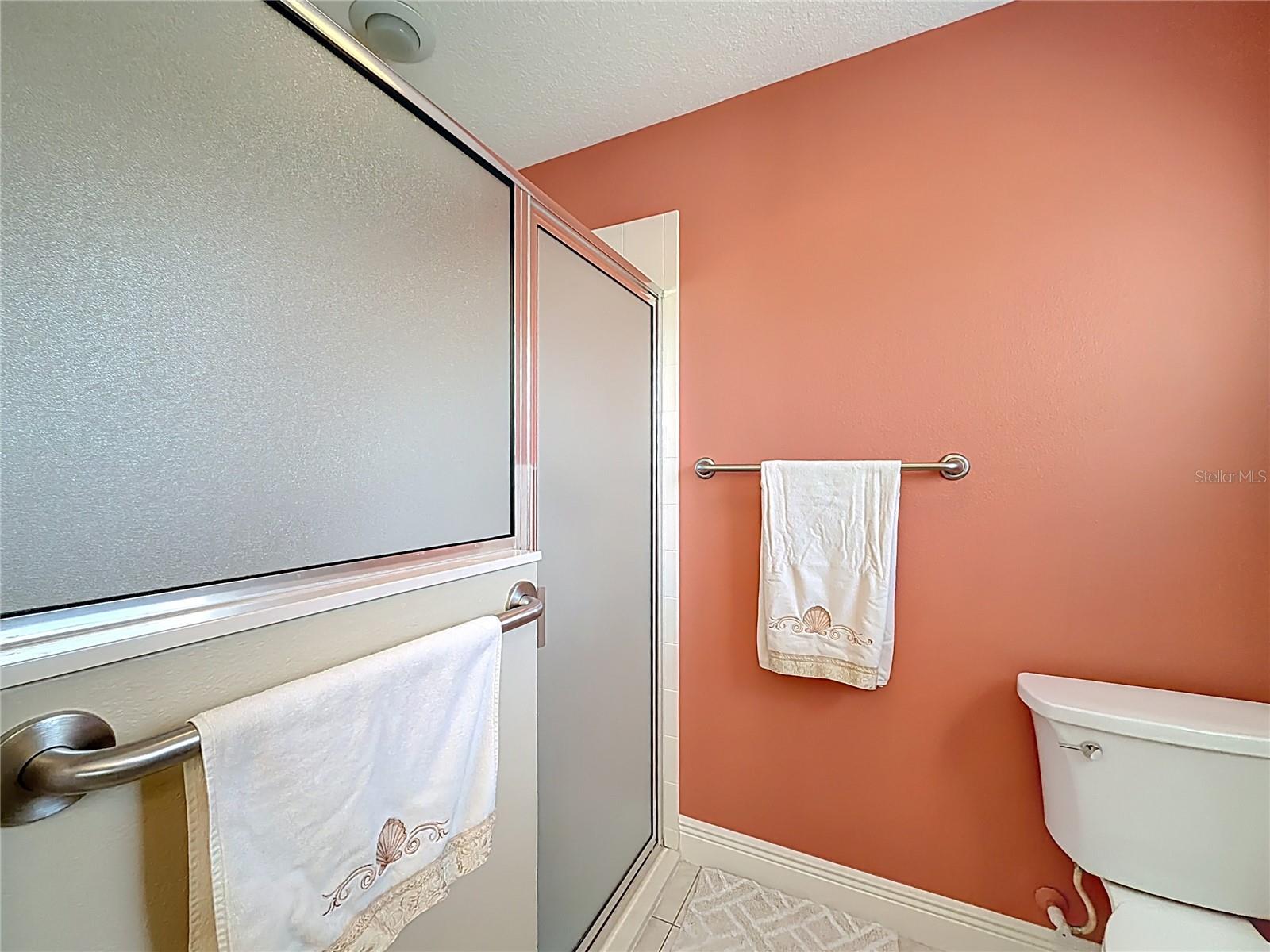 Image 22 of 41 For 17312 81st Springside Terrace