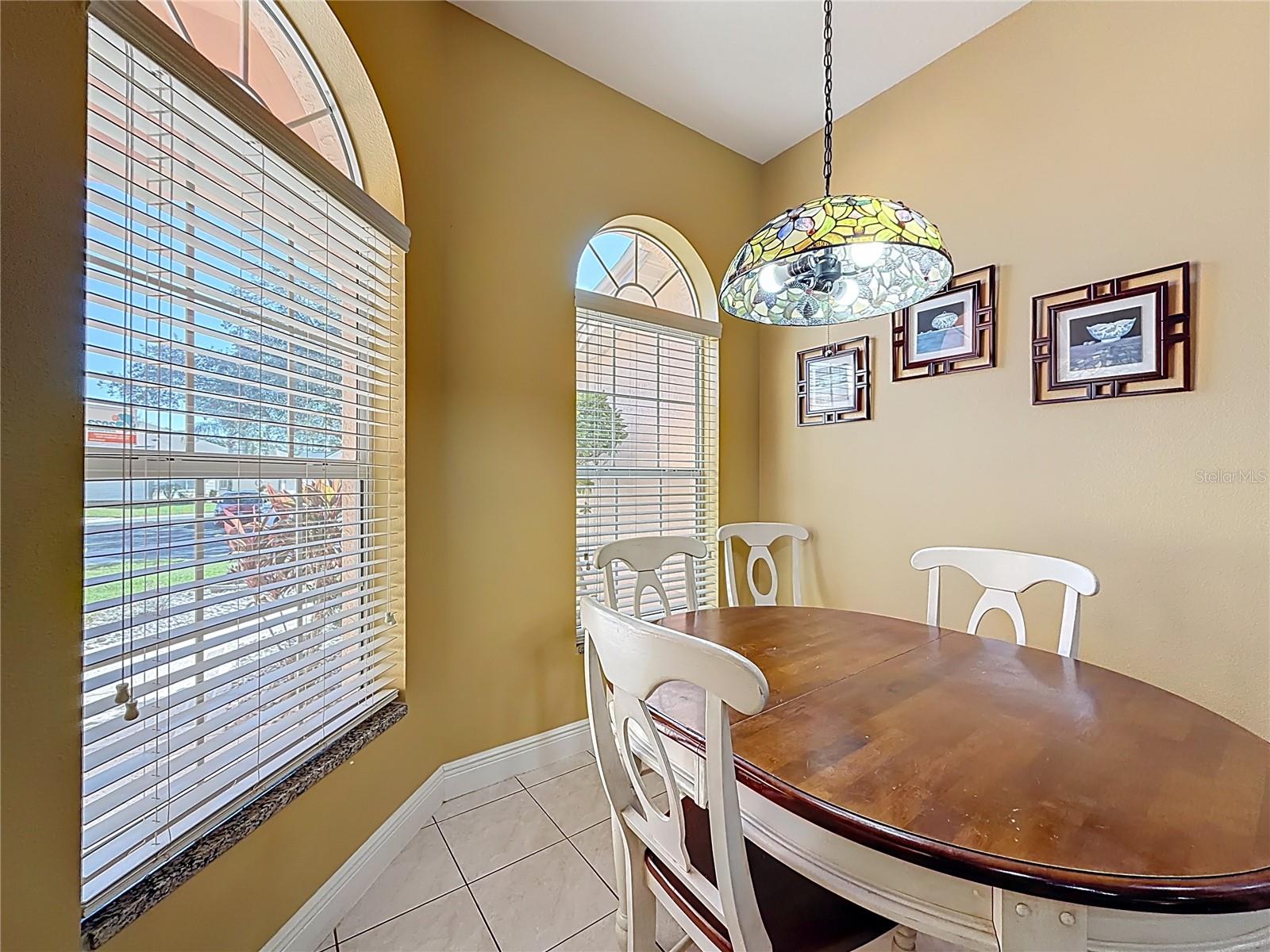 Image 5 of 41 For 17312 81st Springside Terrace