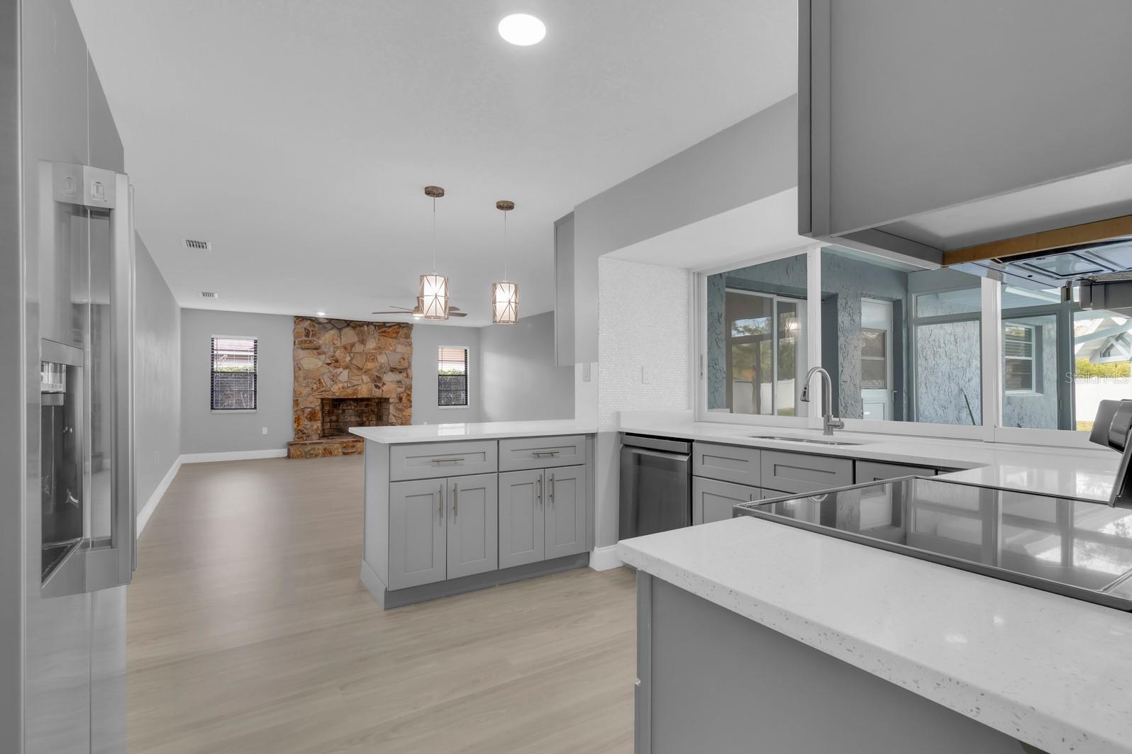 Image 24 of 50 For 1495 Skyline Drive