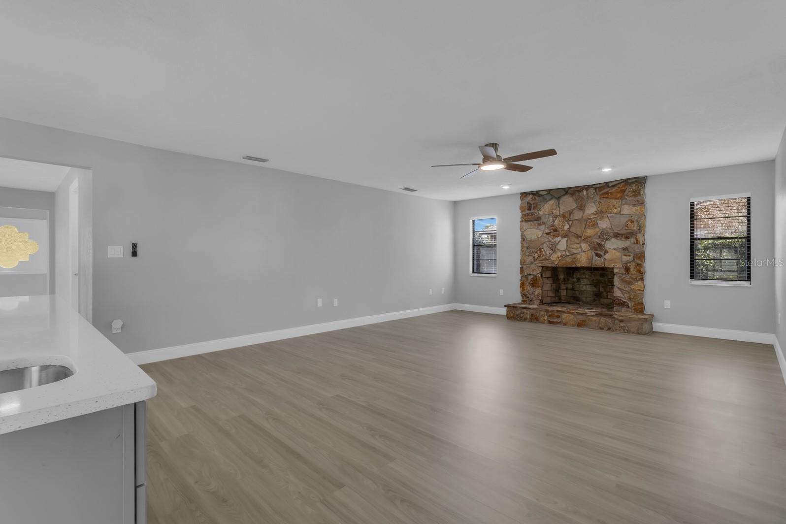 Image 32 of 50 For 1495 Skyline Drive