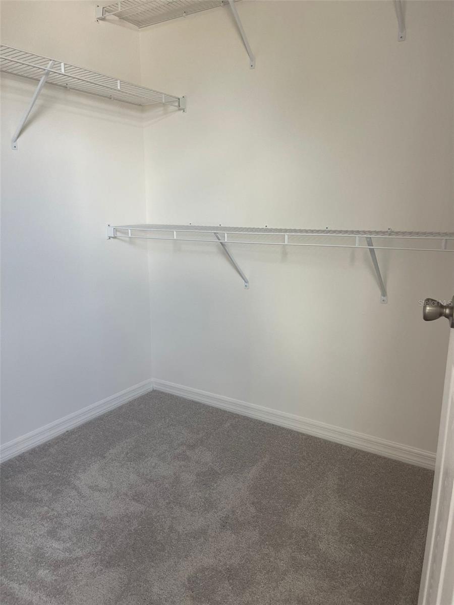 Image 7 of 19 For 1260 Stockwell Avenue