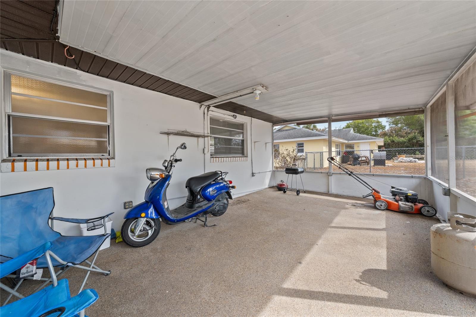 Image 20 of 24 For 4601 Navarre Avenue