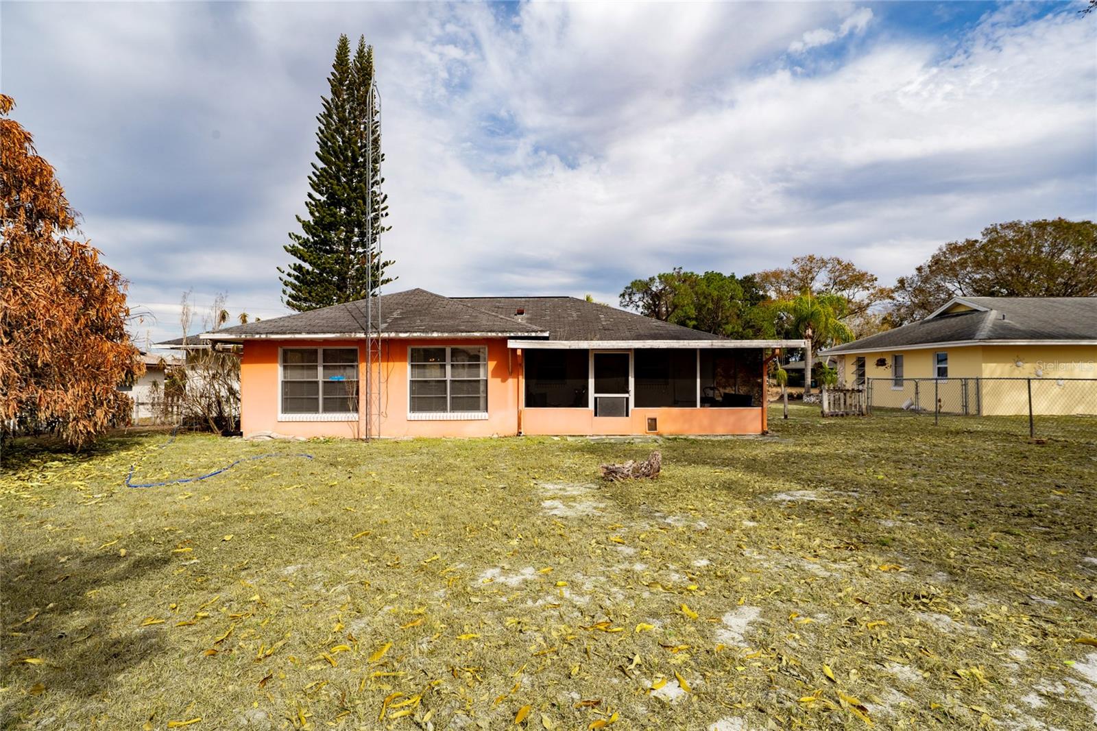 Image 23 of 24 For 4601 Navarre Avenue