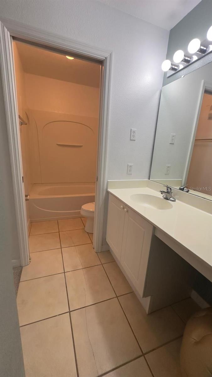 Image 3 of 17 For 2776 Club Cortile Circle A