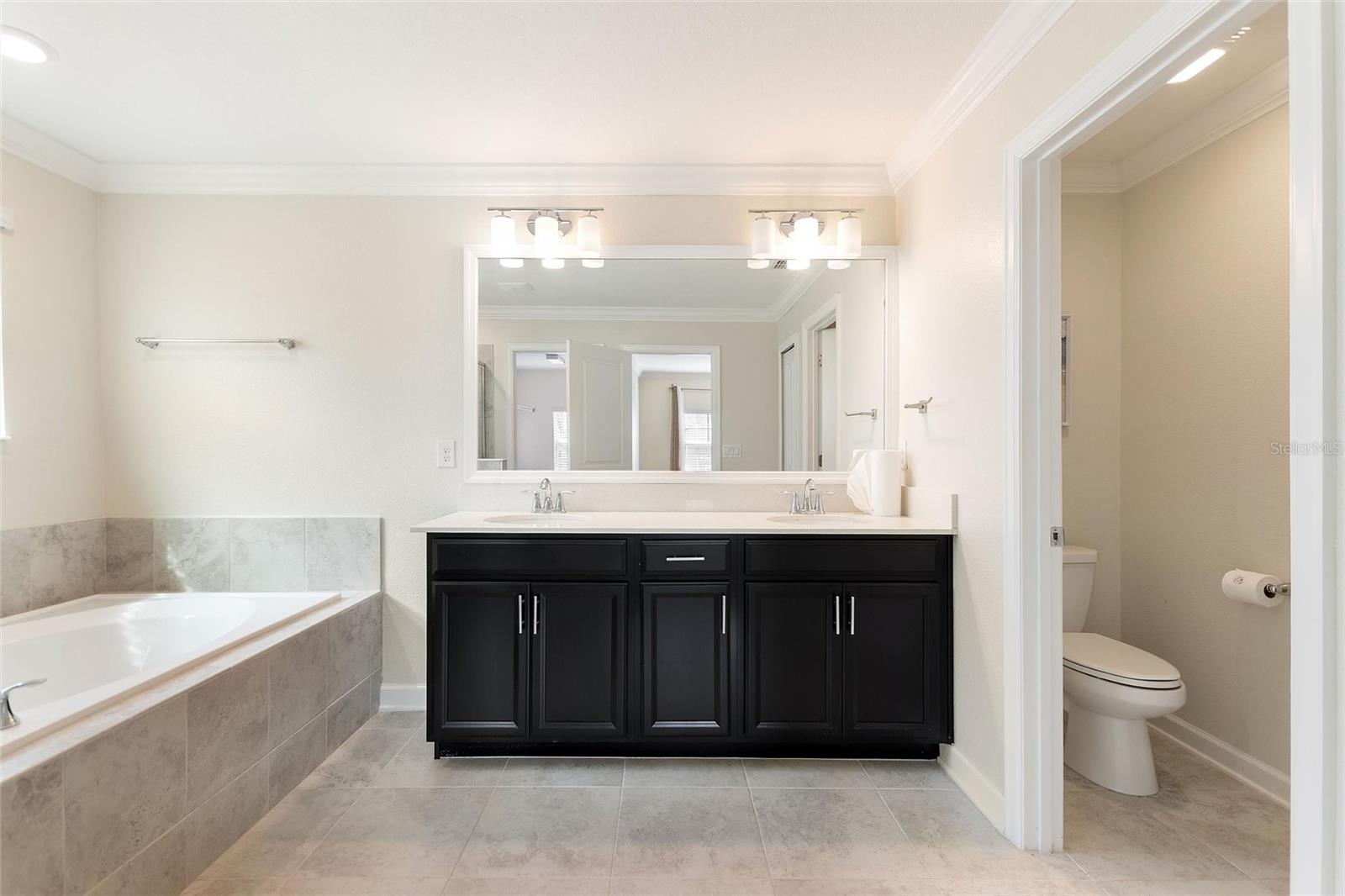 Image 28 of 63 For 8809 Beth Page Ln