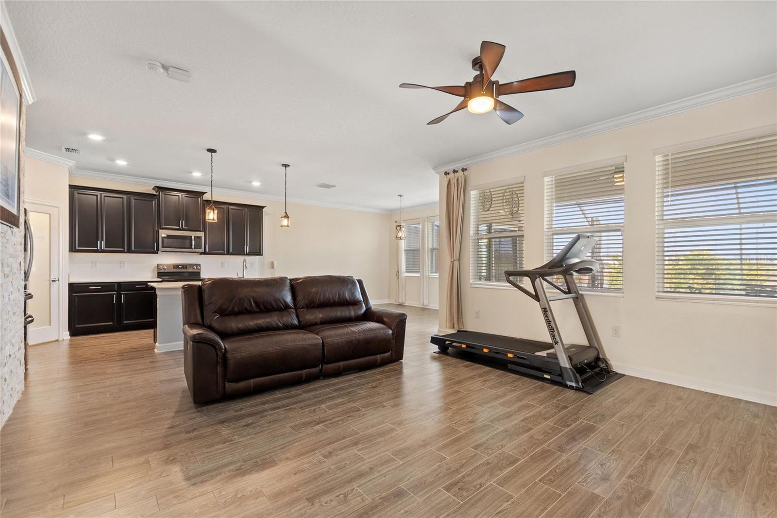 Image 5 of 63 For 8809 Beth Page Ln