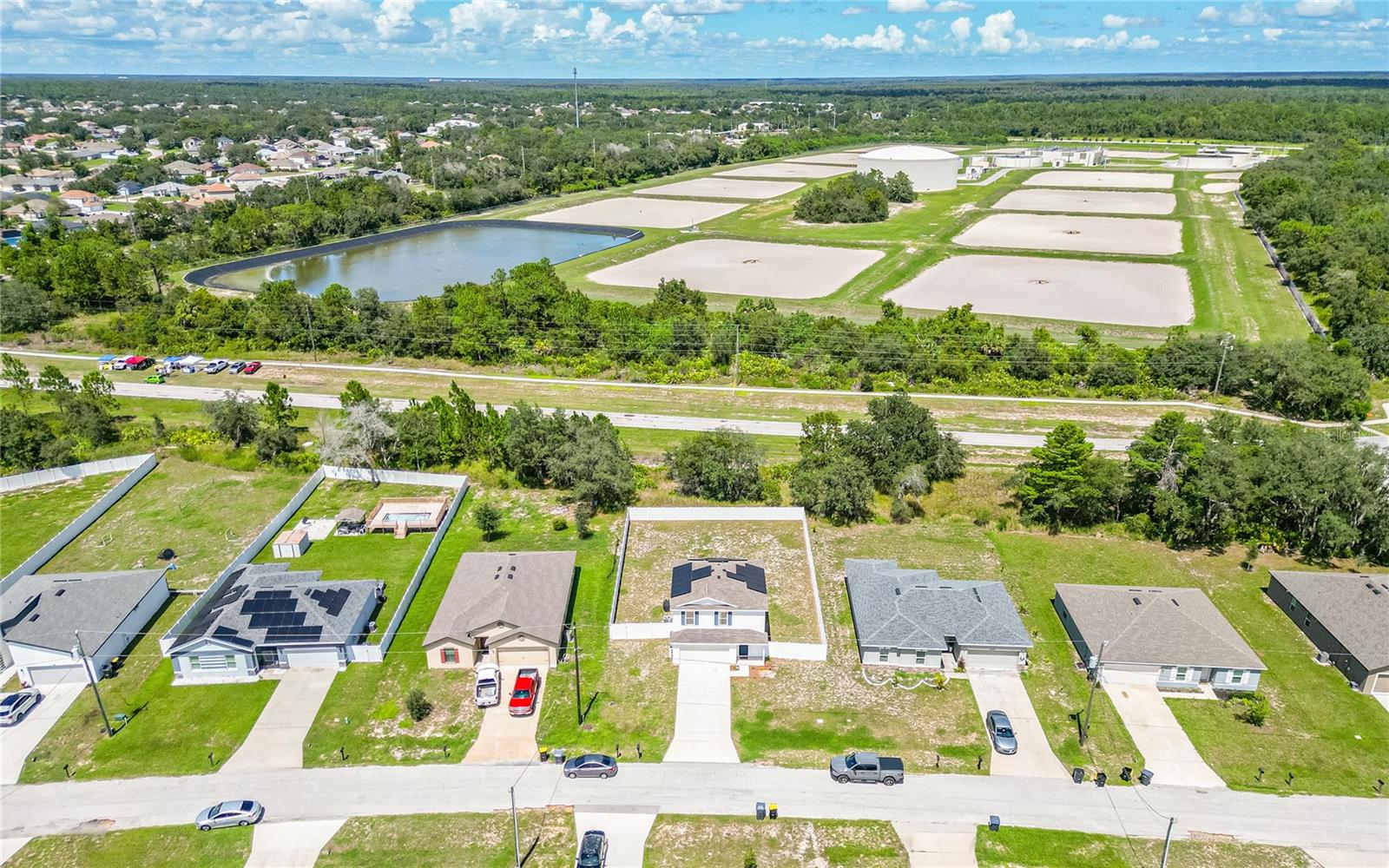 Image 32 of 34 For 313 Aster Court