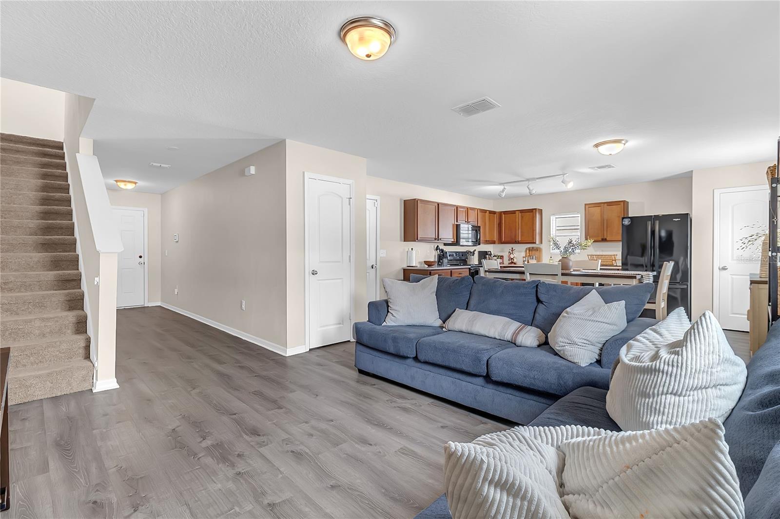 Image 6 of 34 For 313 Aster Court