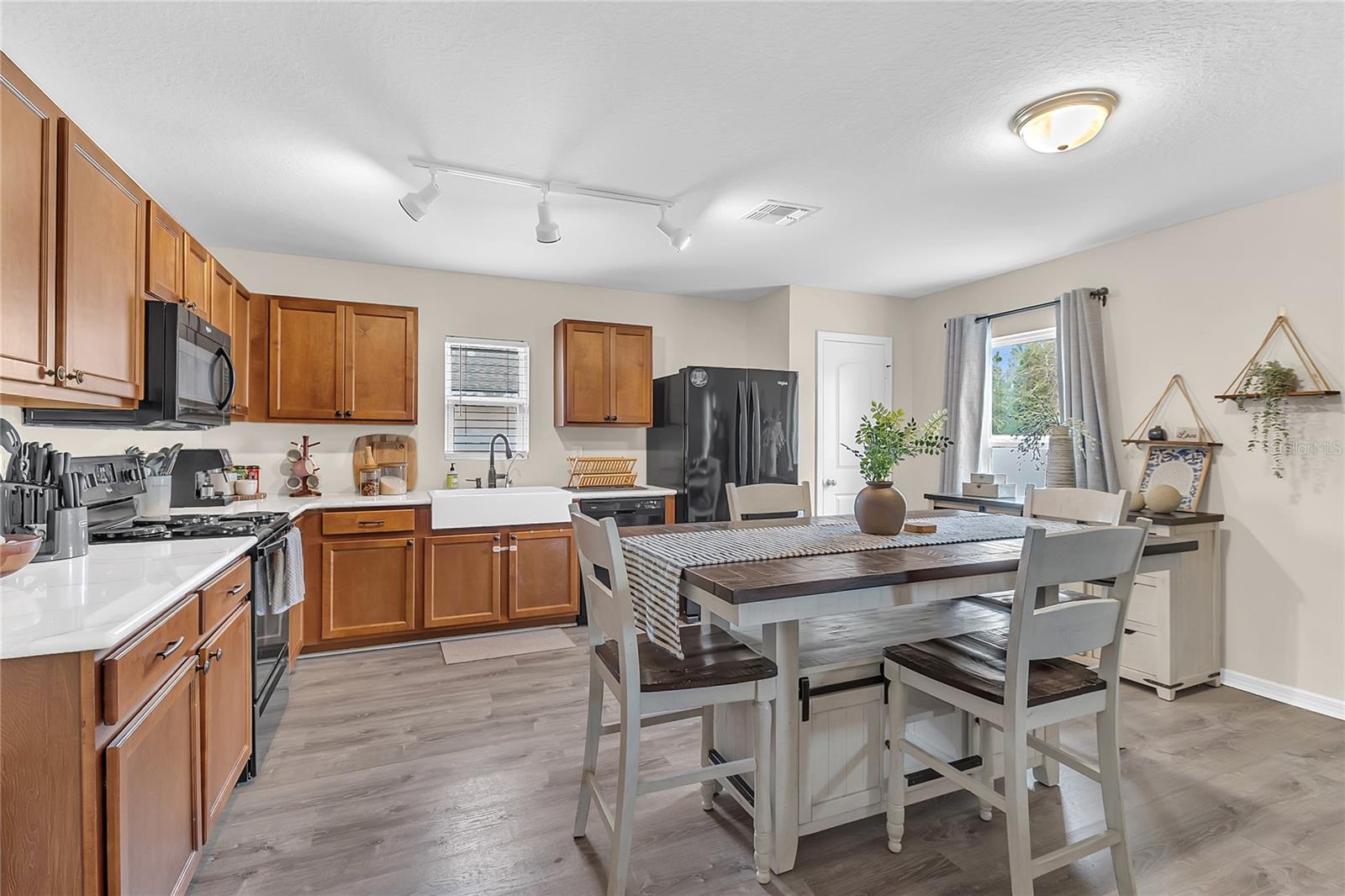 Image 8 of 34 For 313 Aster Court