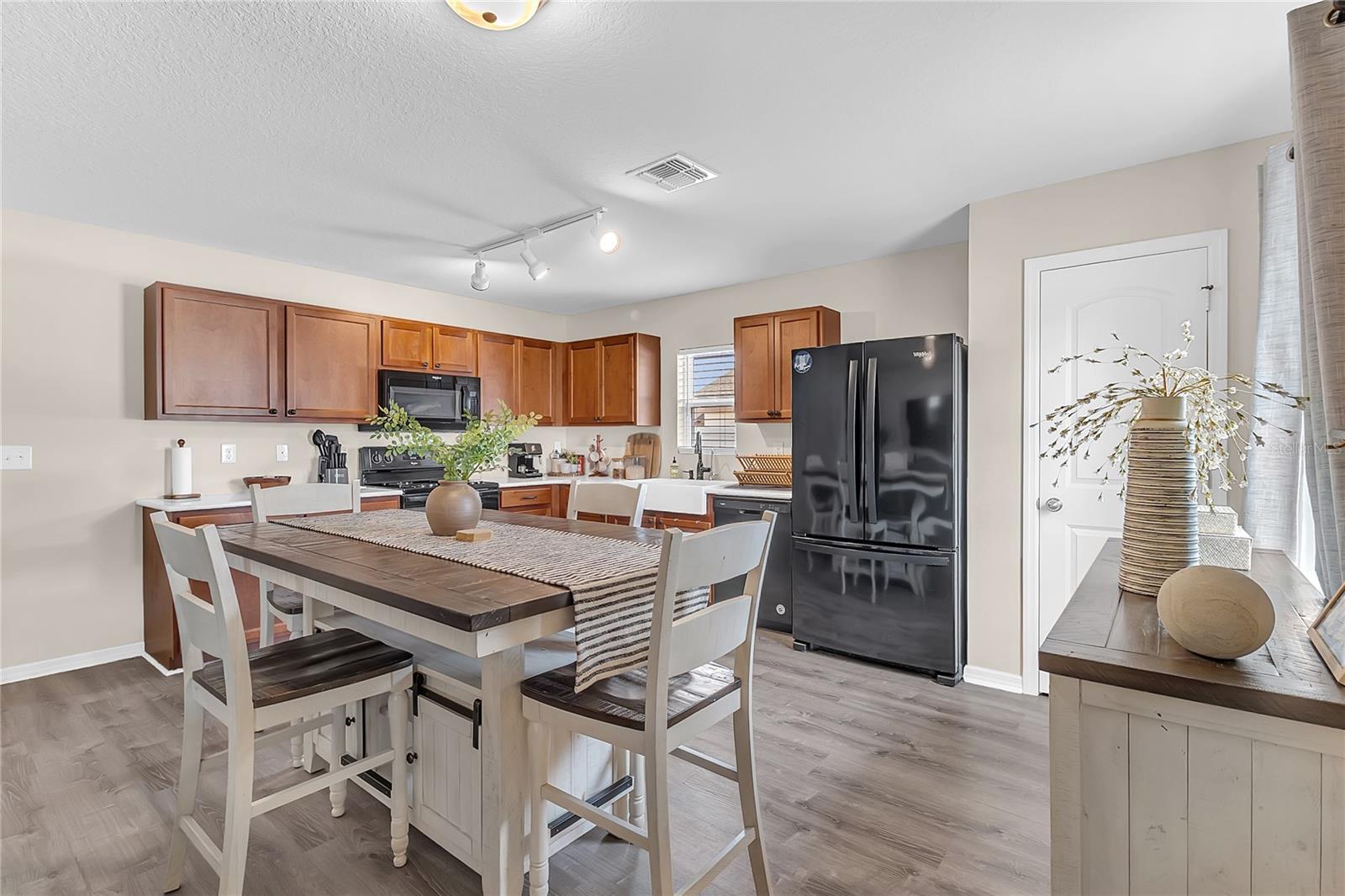 Image 9 of 34 For 313 Aster Court