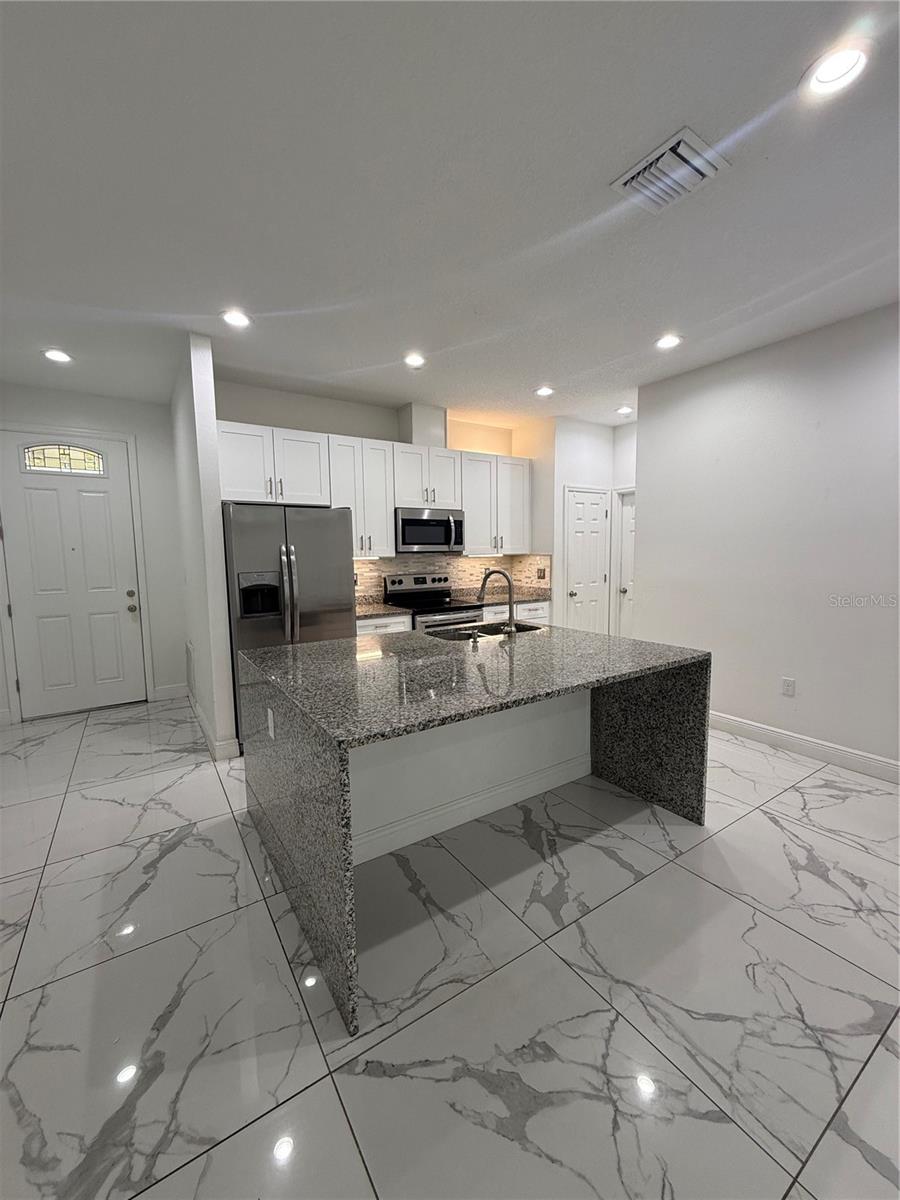 Image 12 of 27 For 310 Grape Avenue