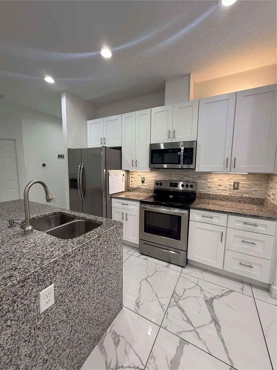 Image 16 of 27 For 310 Grape Avenue