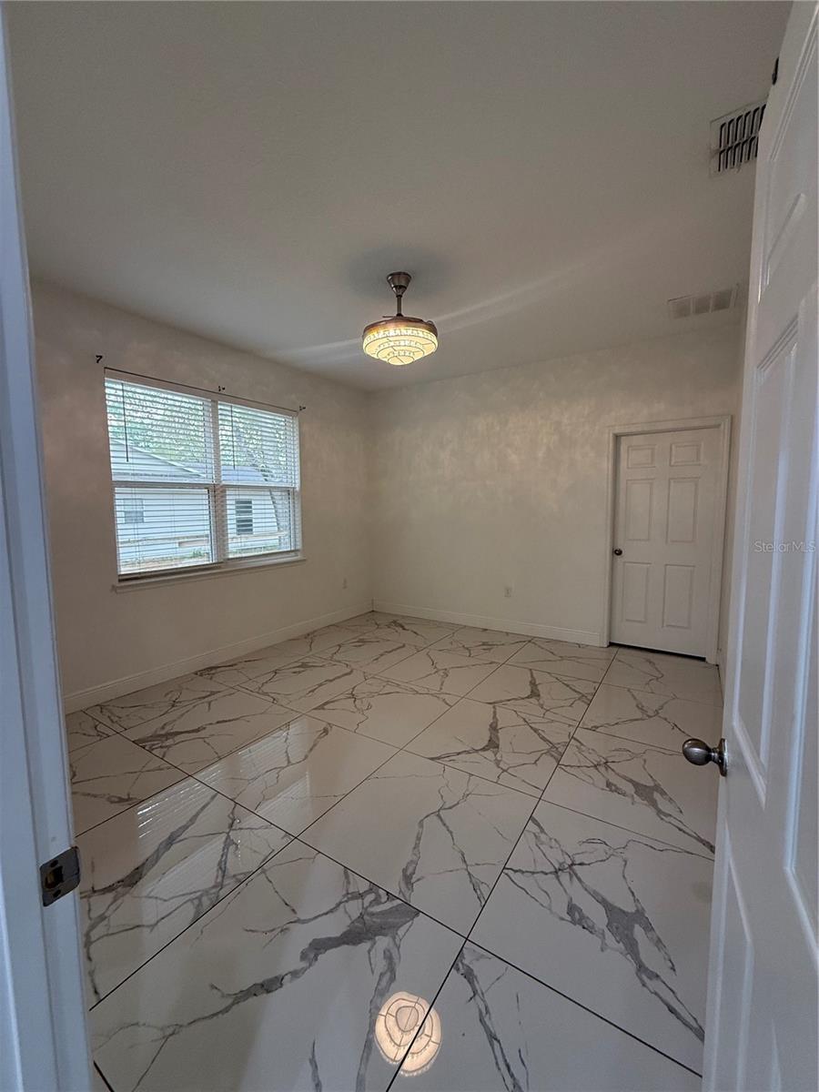 Image 18 of 27 For 310 Grape Avenue