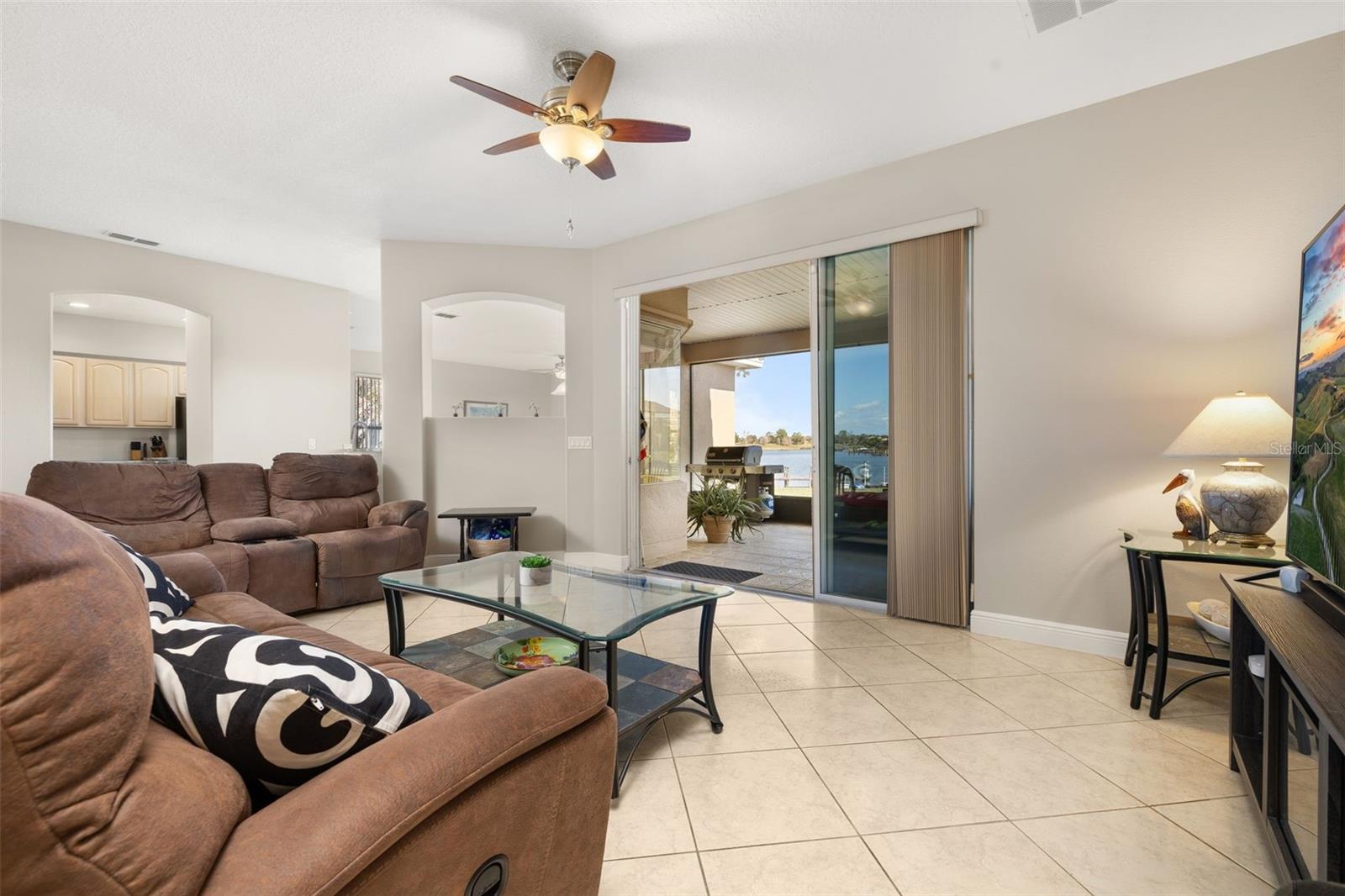 Image 15 of 99 For 2631 Captains Court