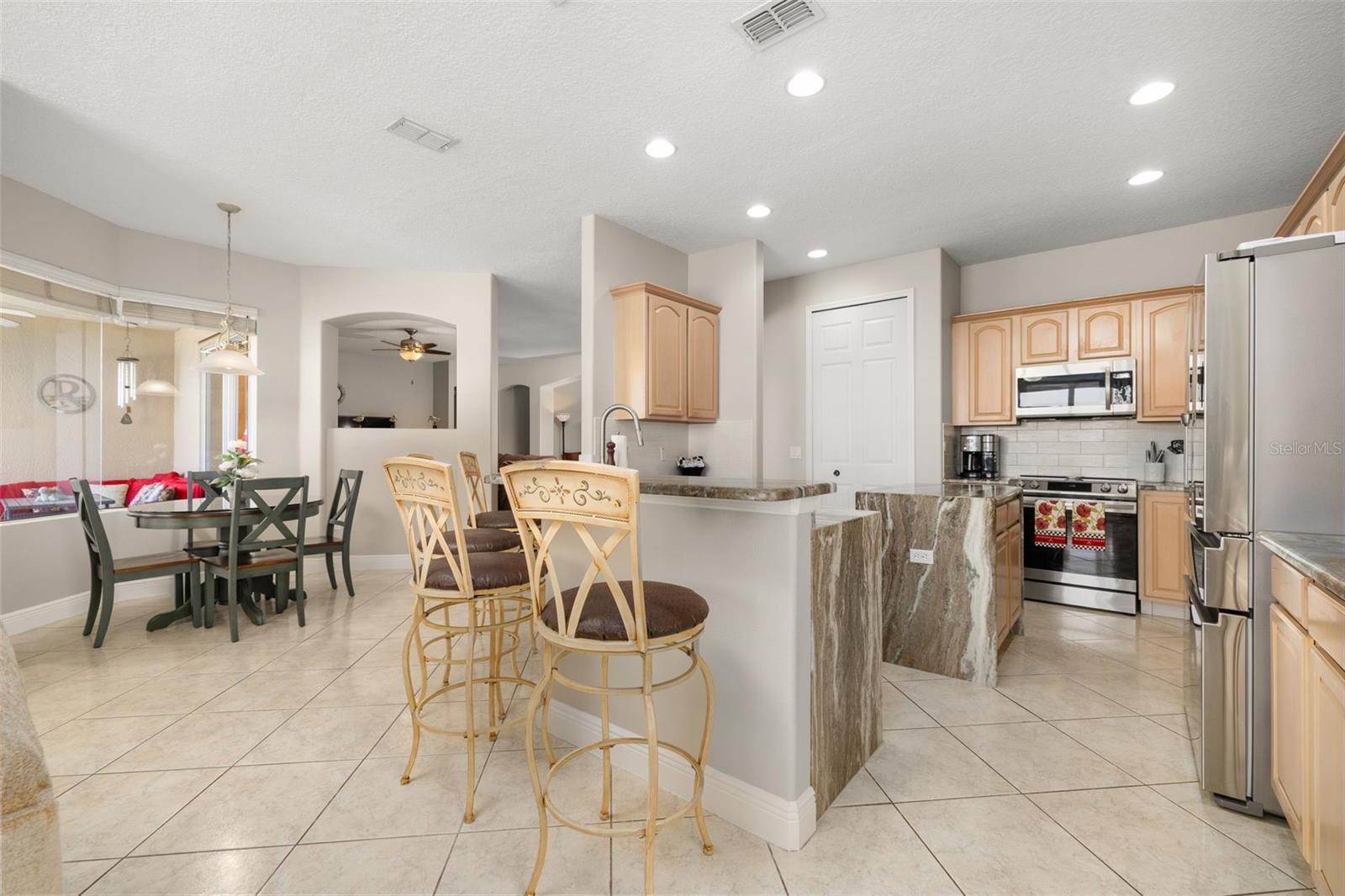 Image 25 of 99 For 2631 Captains Court