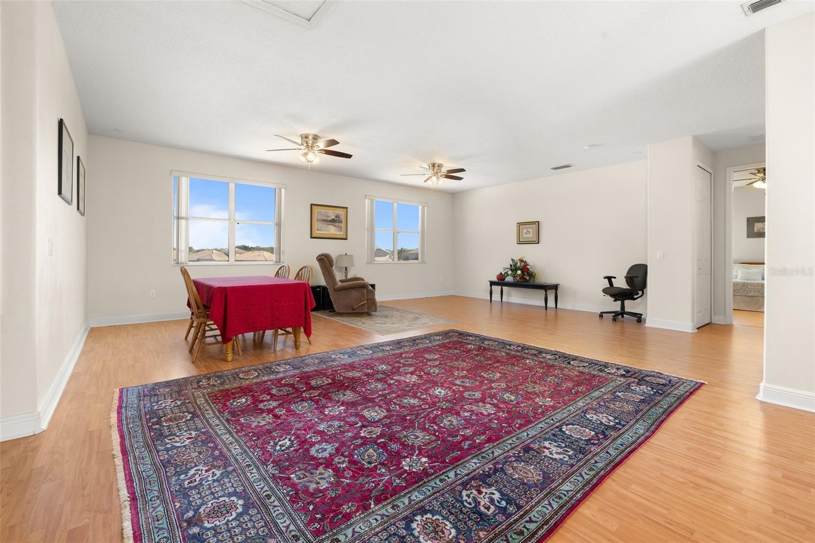 Image 42 of 99 For 2631 Captains Court